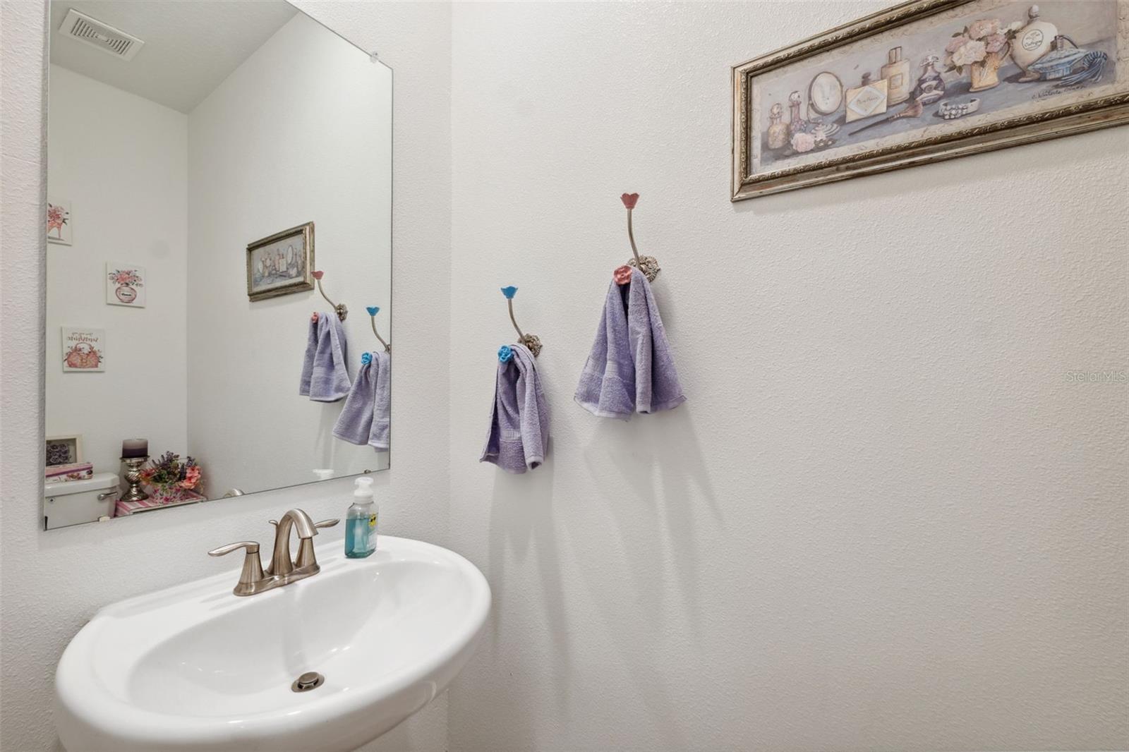 8205 CORNER PINE WAY, NEW PORT RICHEY, FL, 34655