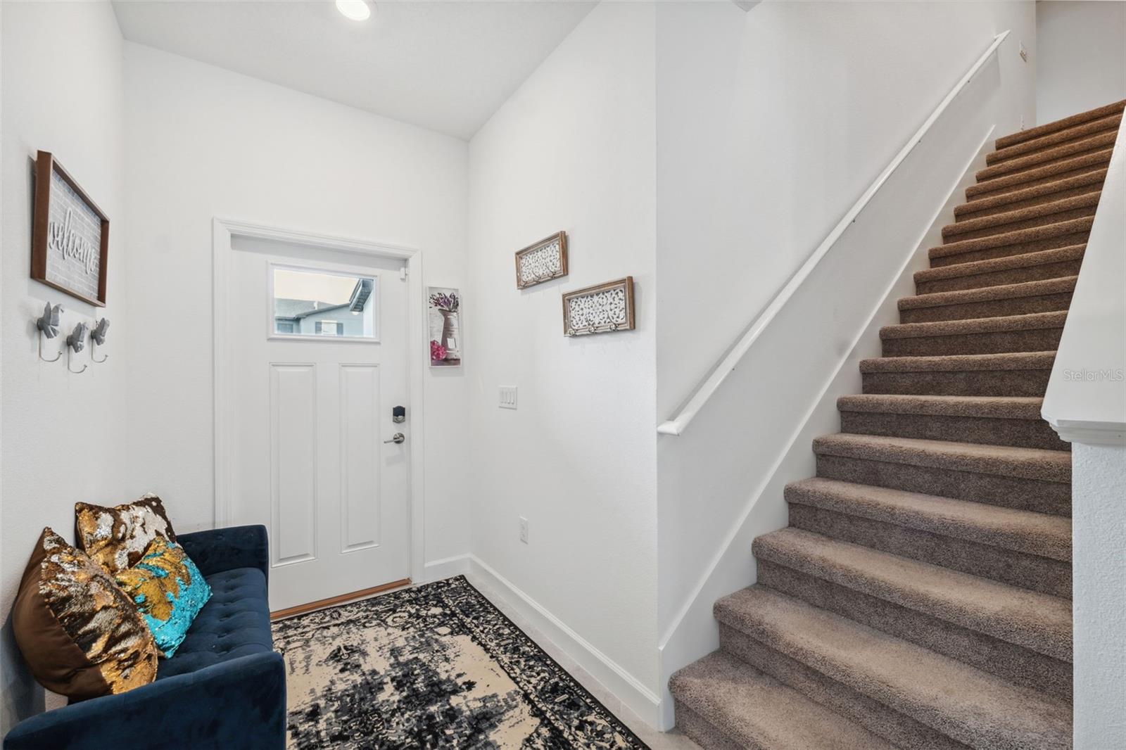 8205 CORNER PINE WAY, NEW PORT RICHEY, FL, 34655