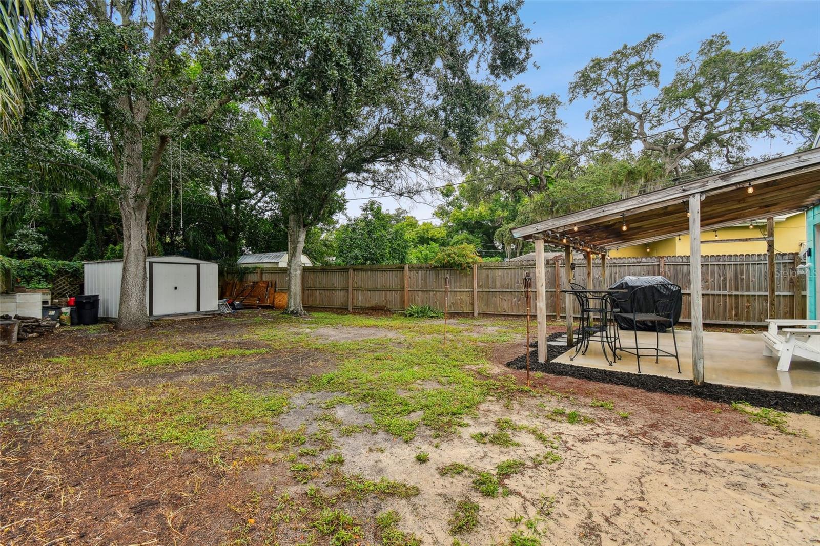 2020 PINECREST WAY, CLEARWATER, FL, 33755