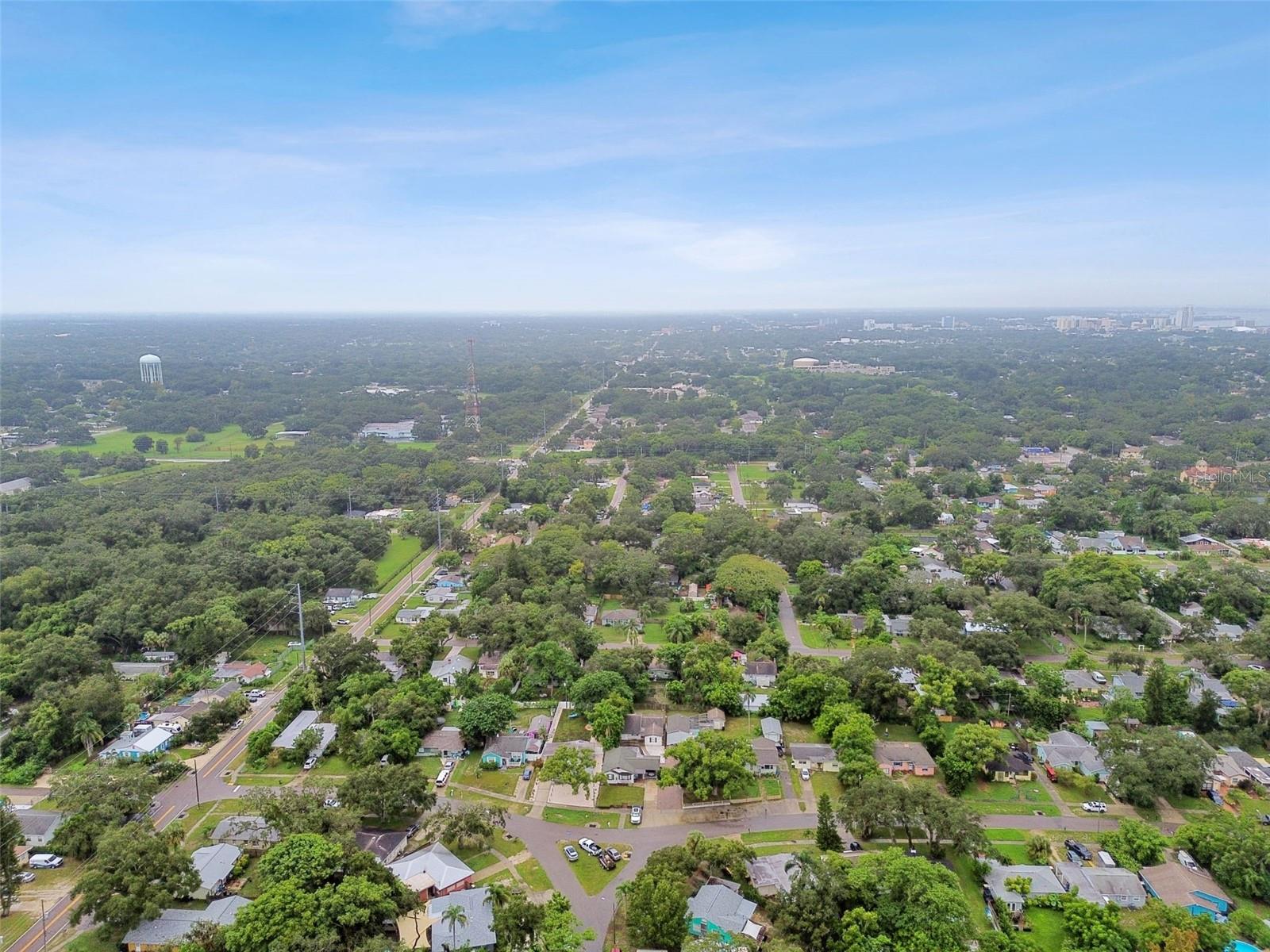 2020 PINECREST WAY, CLEARWATER, FL, 33755