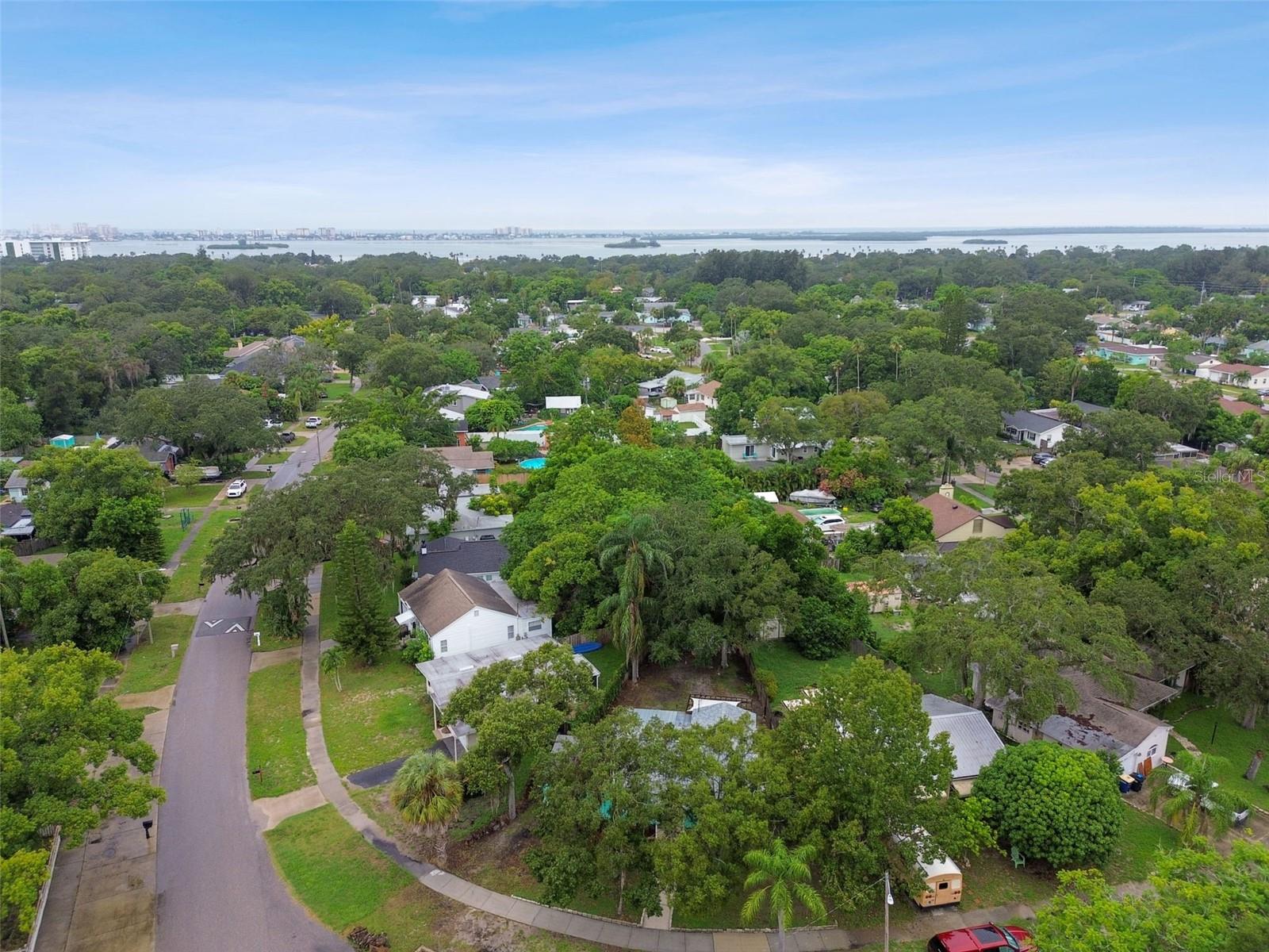 2020 PINECREST WAY, CLEARWATER, FL, 33755