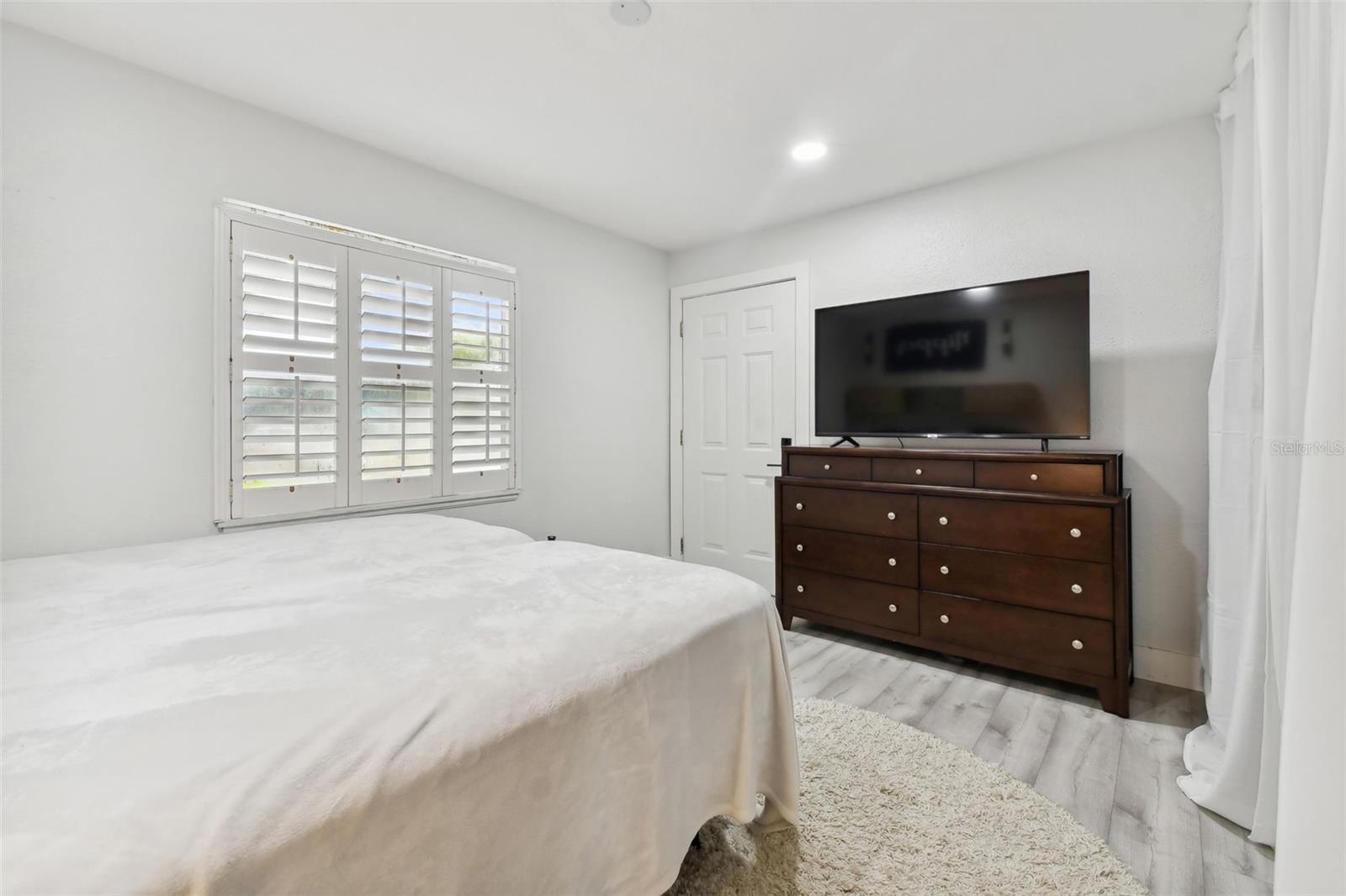 2020 PINECREST WAY, CLEARWATER, FL, 33755