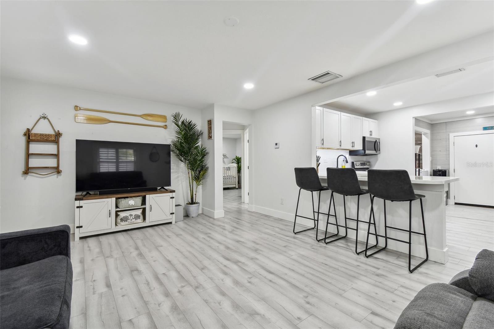 2020 PINECREST WAY, CLEARWATER, FL, 33755