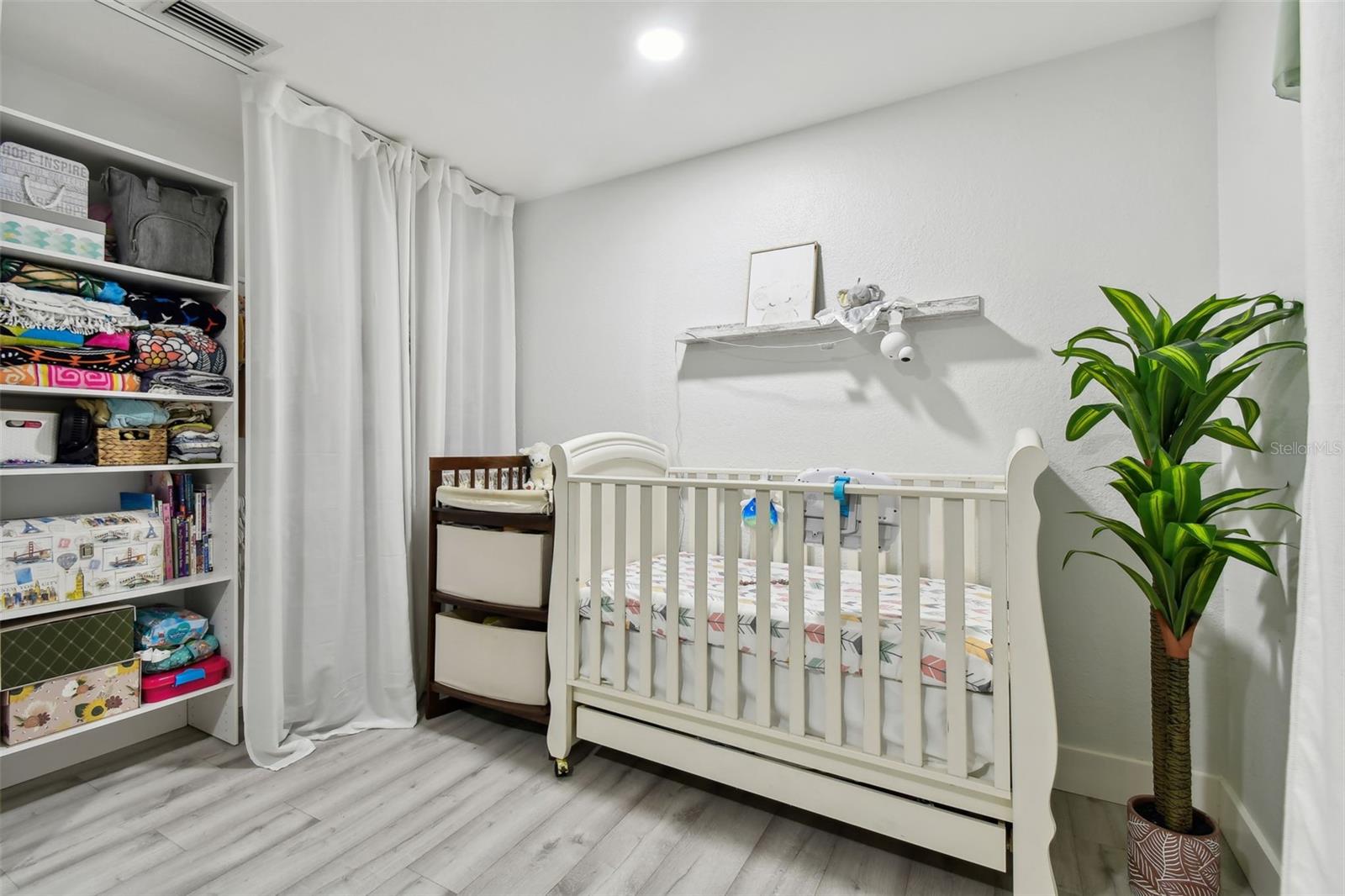 2020 PINECREST WAY, CLEARWATER, FL, 33755
