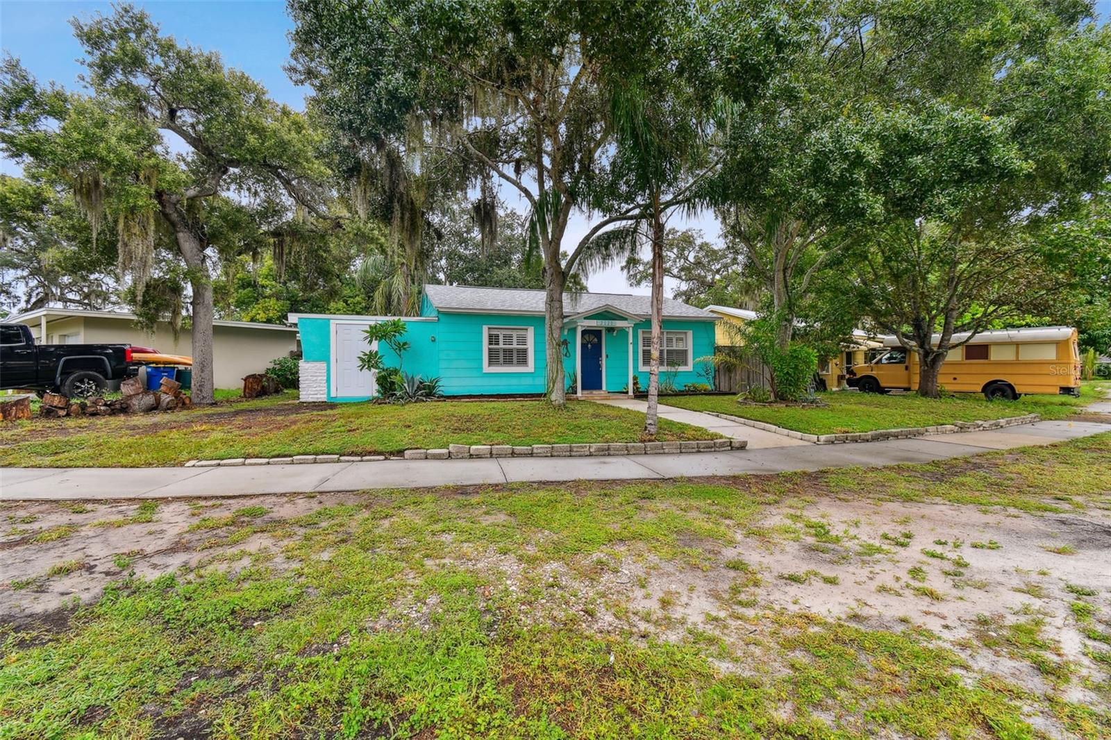 2020 PINECREST WAY, CLEARWATER, FL, 33755