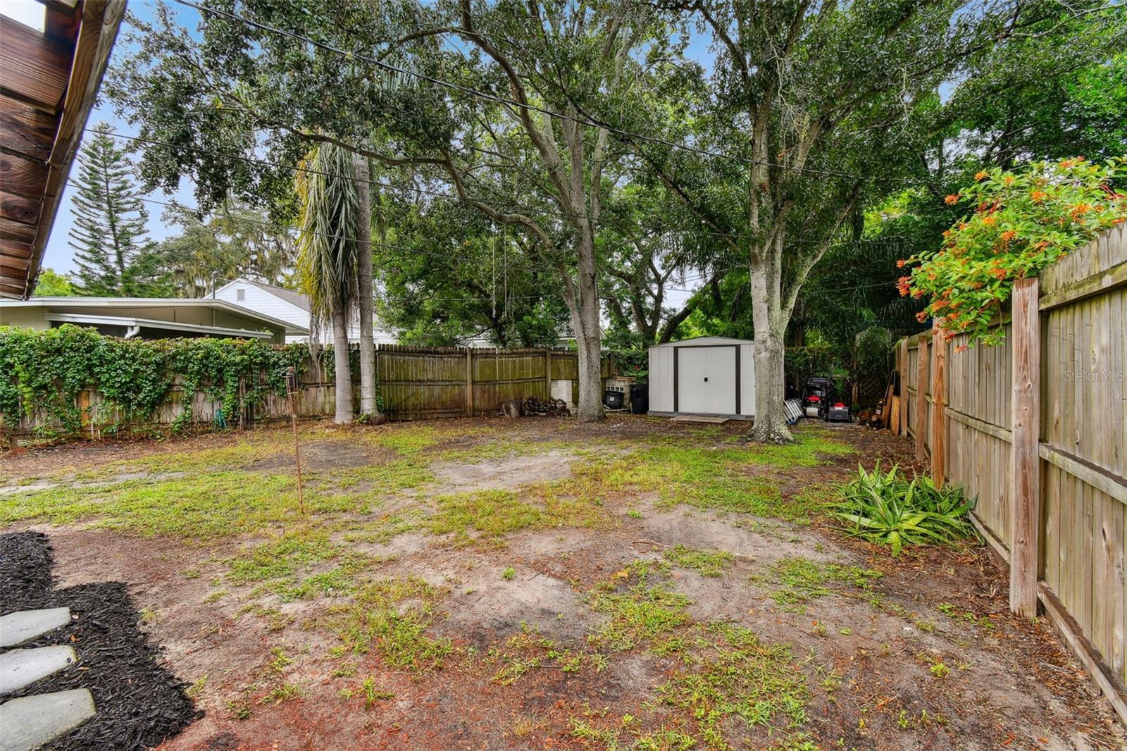 2020 PINECREST WAY, CLEARWATER, FL, 33755