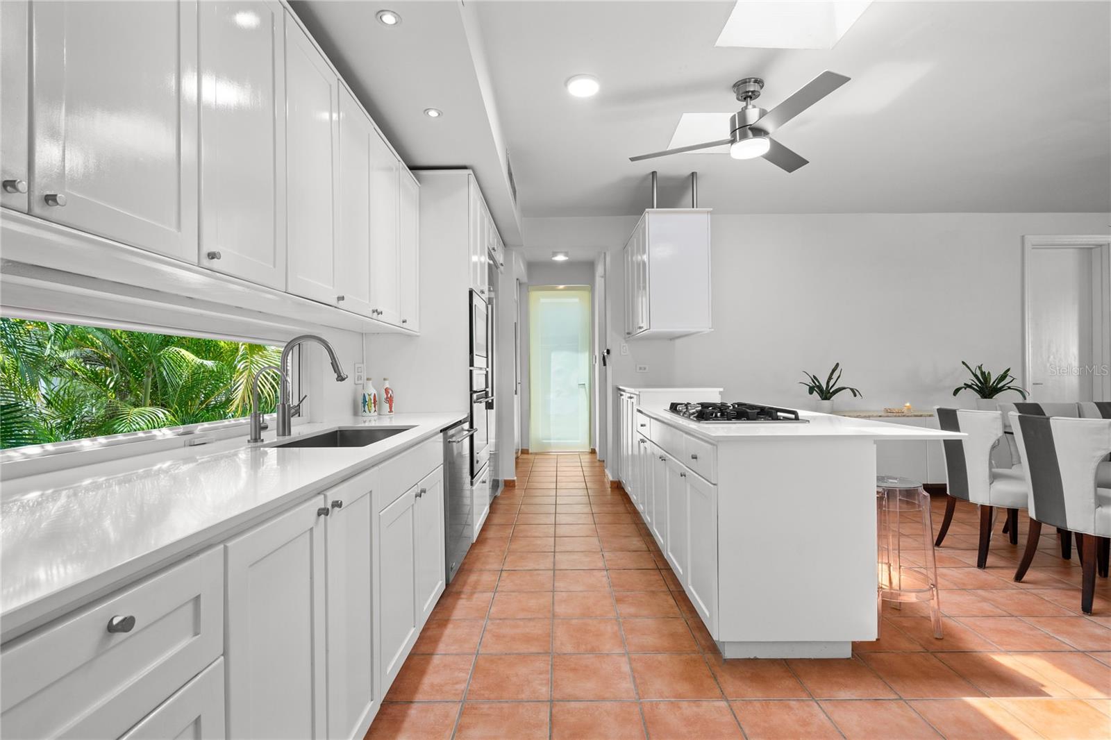 PR9108735 Property Photo