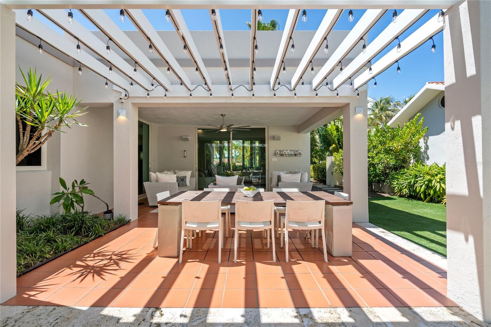 PR9108735 Property Photo