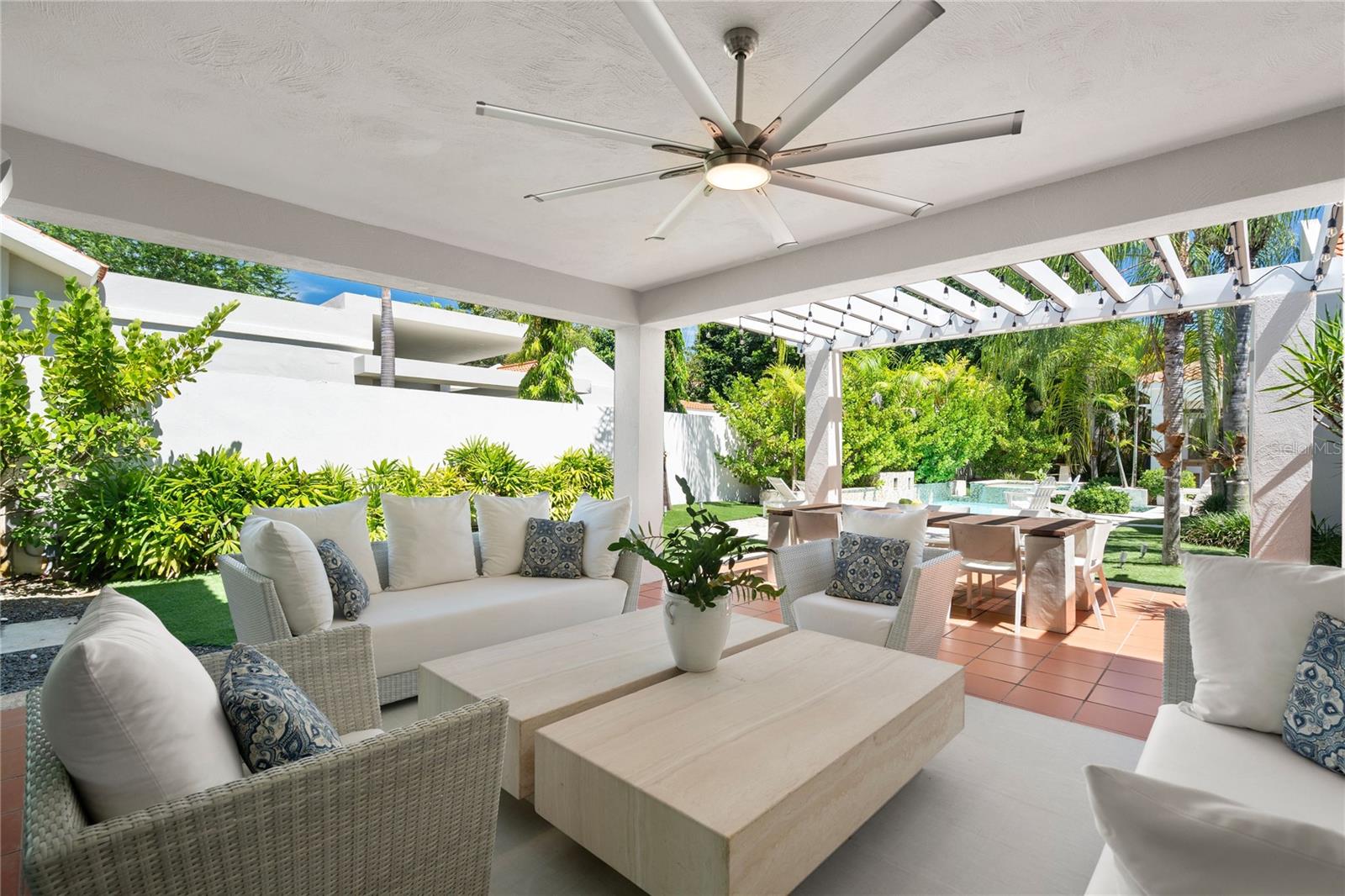 PR9108735 Property Photo