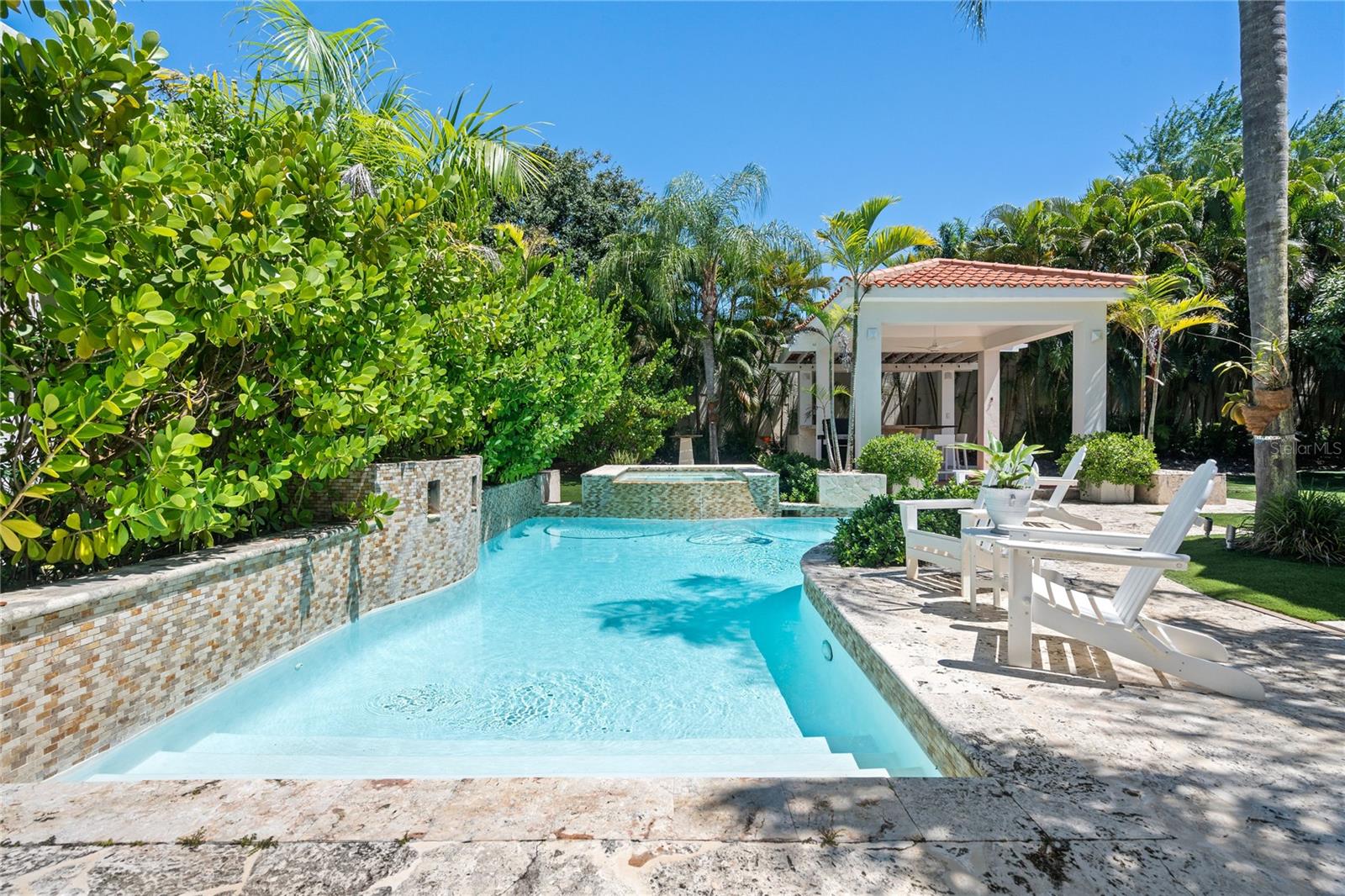 PR9108735 Property Photo