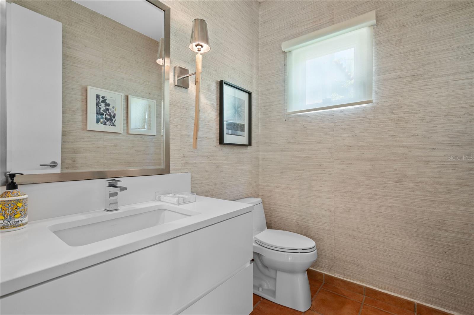 PR9108735 Property Photo