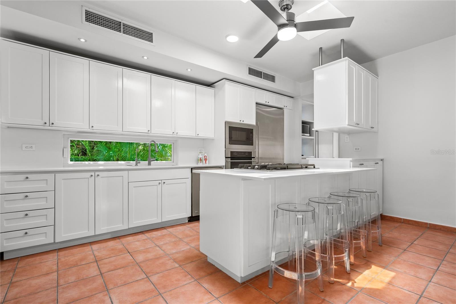 PR9108735 Property Photo