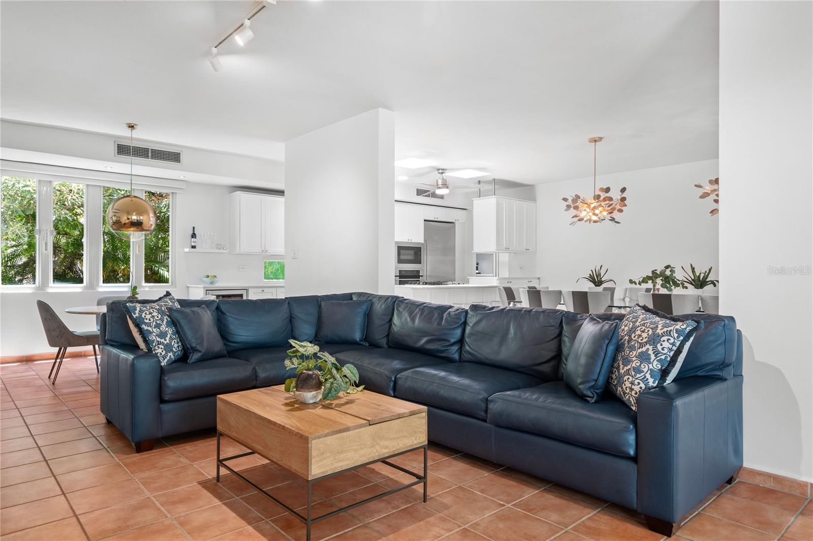 PR9108735 Property Photo