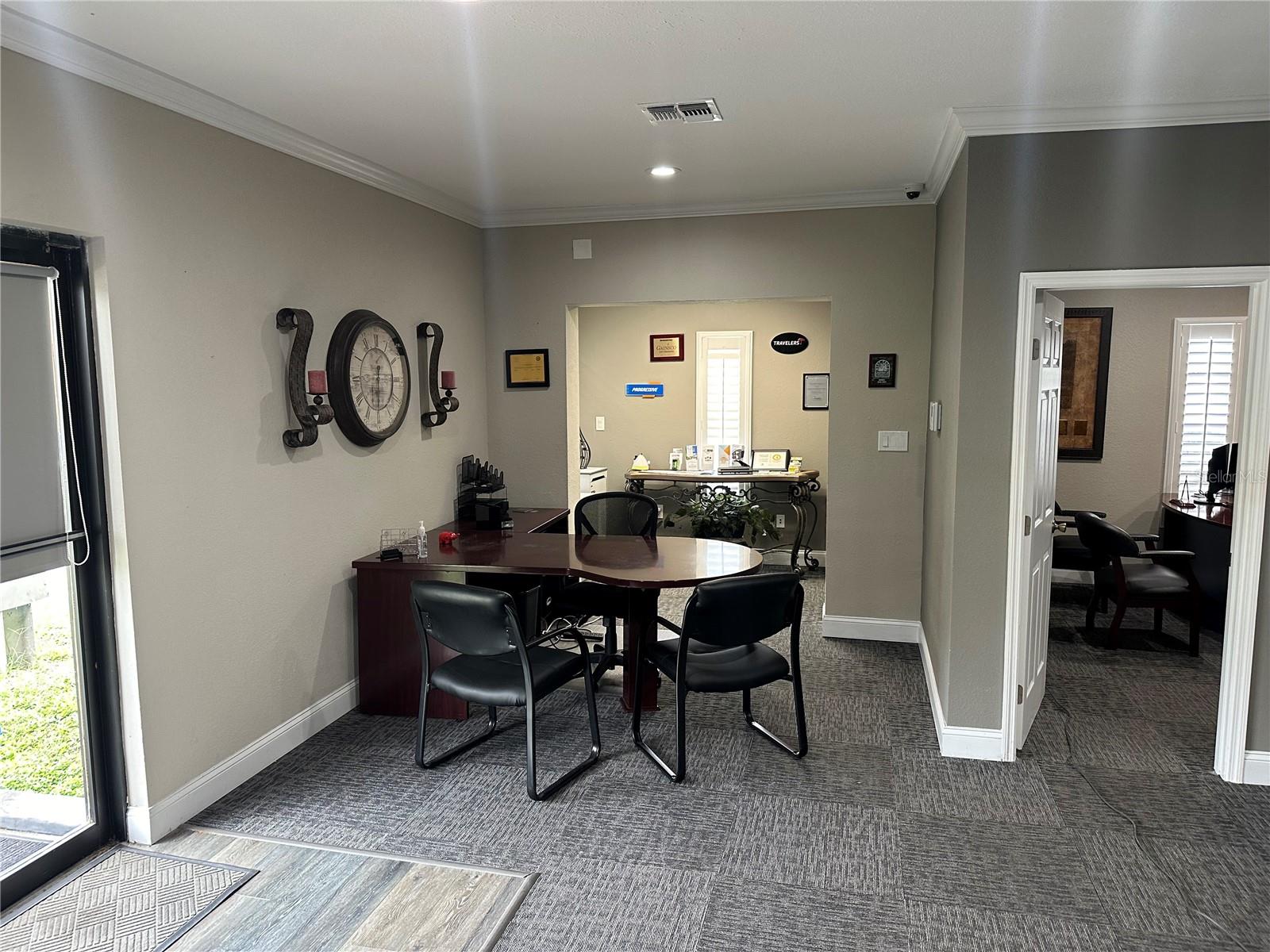 8106 US HWY 19, PORT RICHEY, FL, 34668