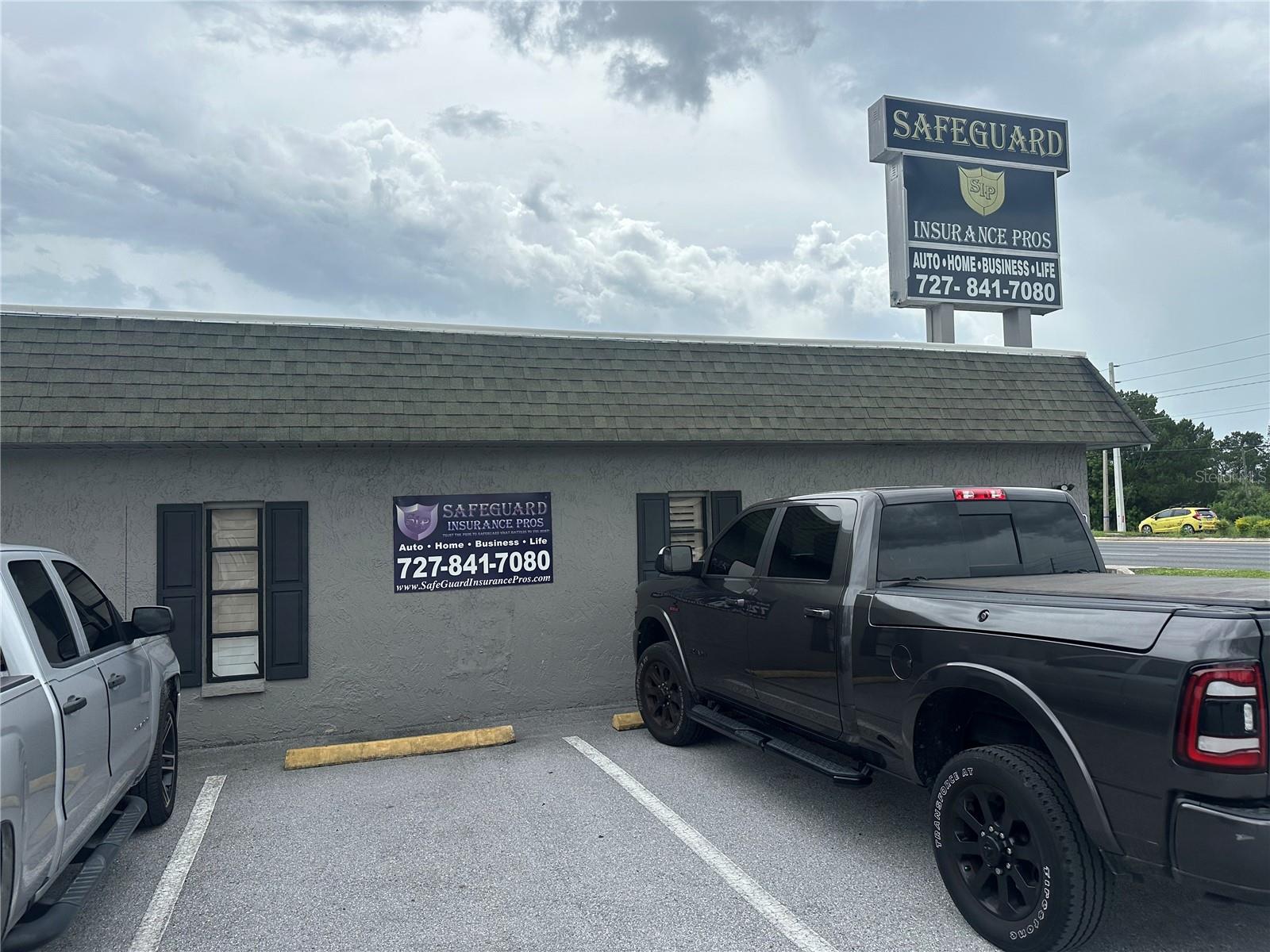 8106 US HWY 19, PORT RICHEY, FL, 34668