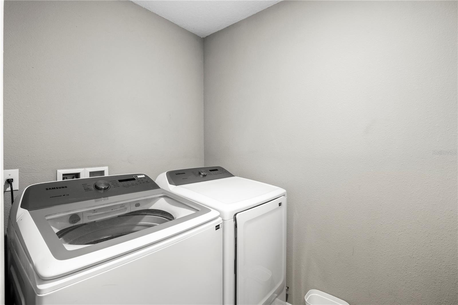 23548 STREAM AVE, SORRENTO, FL, 32776