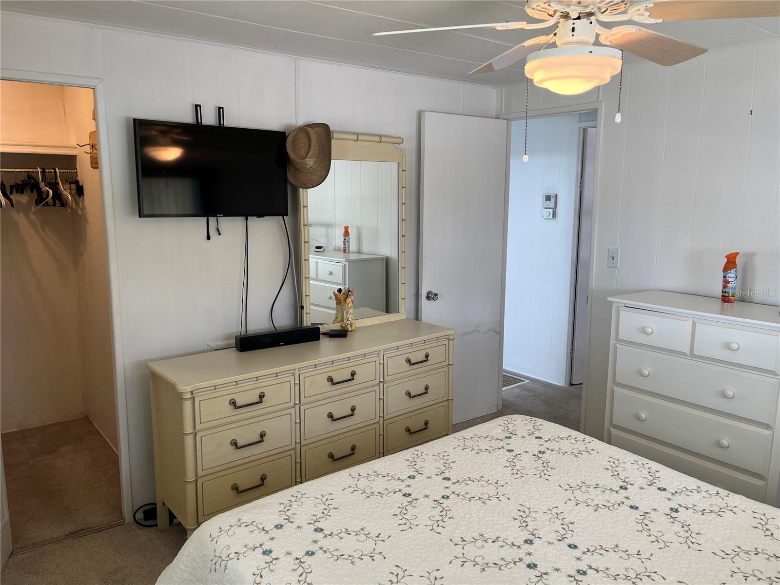 N6134509 Property Photo