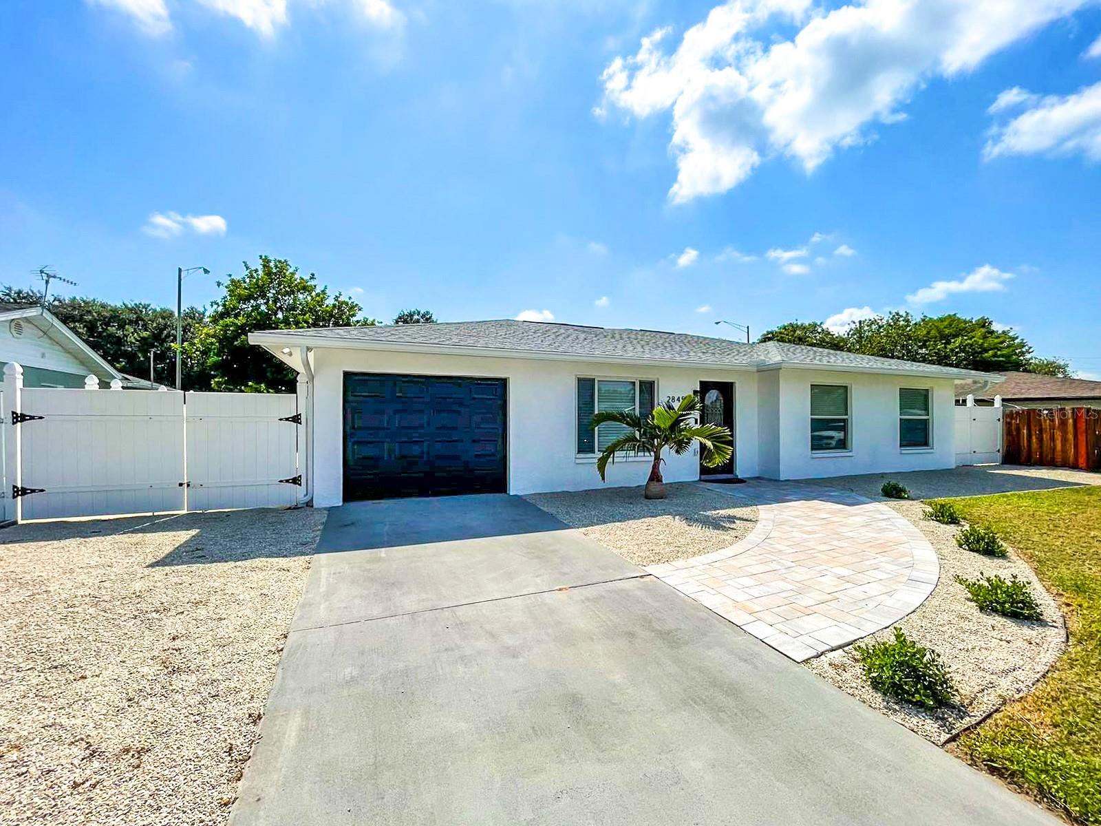 2845 INDIANWOOD DR, SARASOTA, FL, 34232