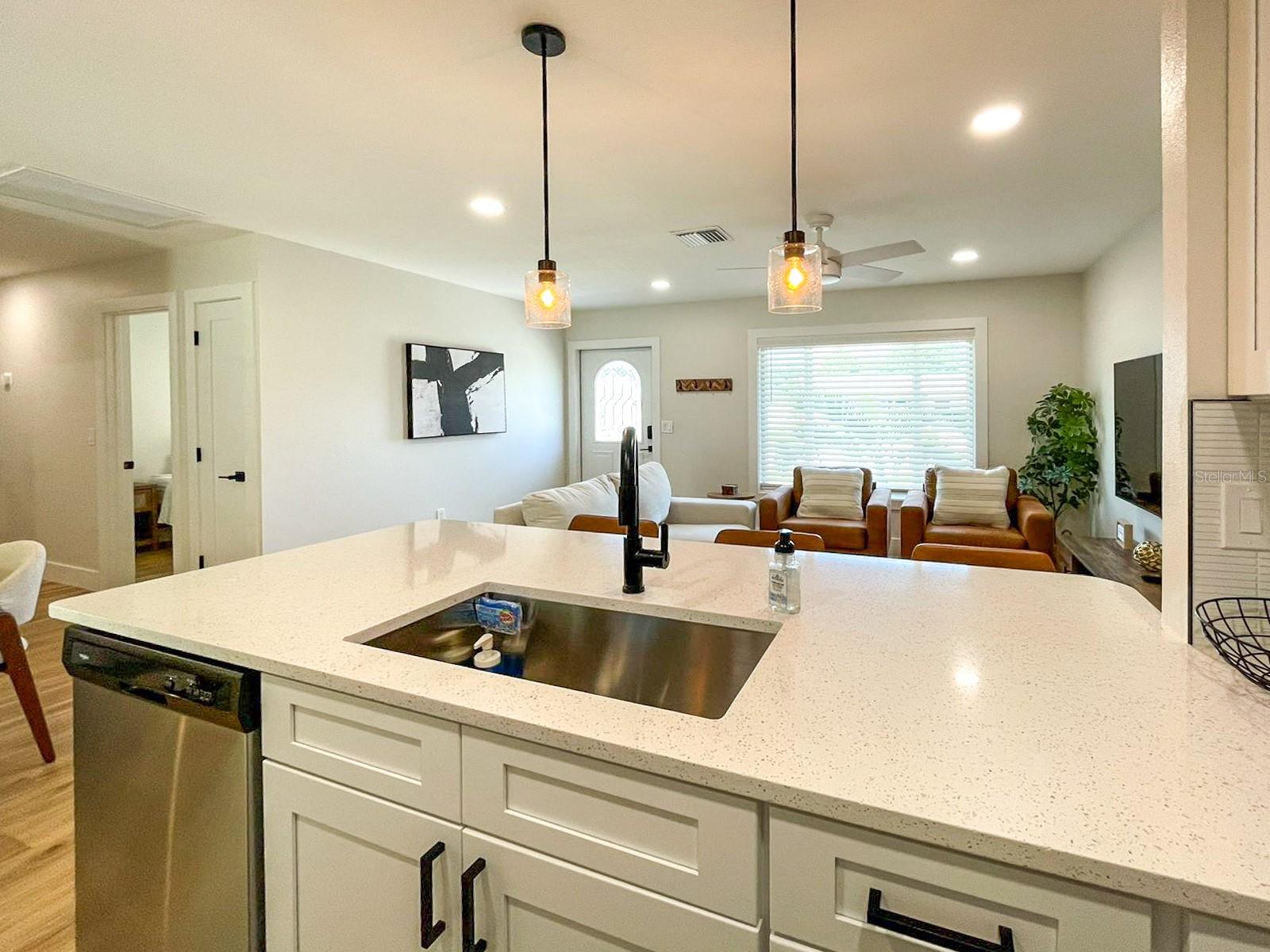 2845 INDIANWOOD DR, SARASOTA, FL, 34232
