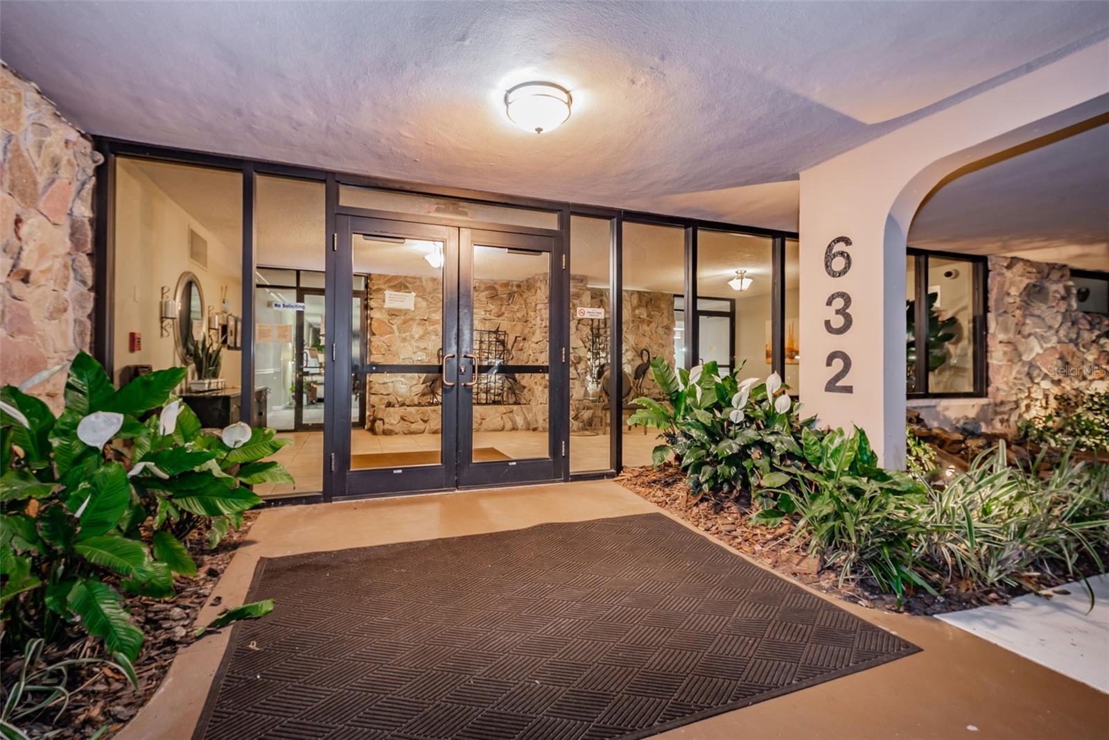 632 EDGEWATER DR #437, DUNEDIN, FL, 34698