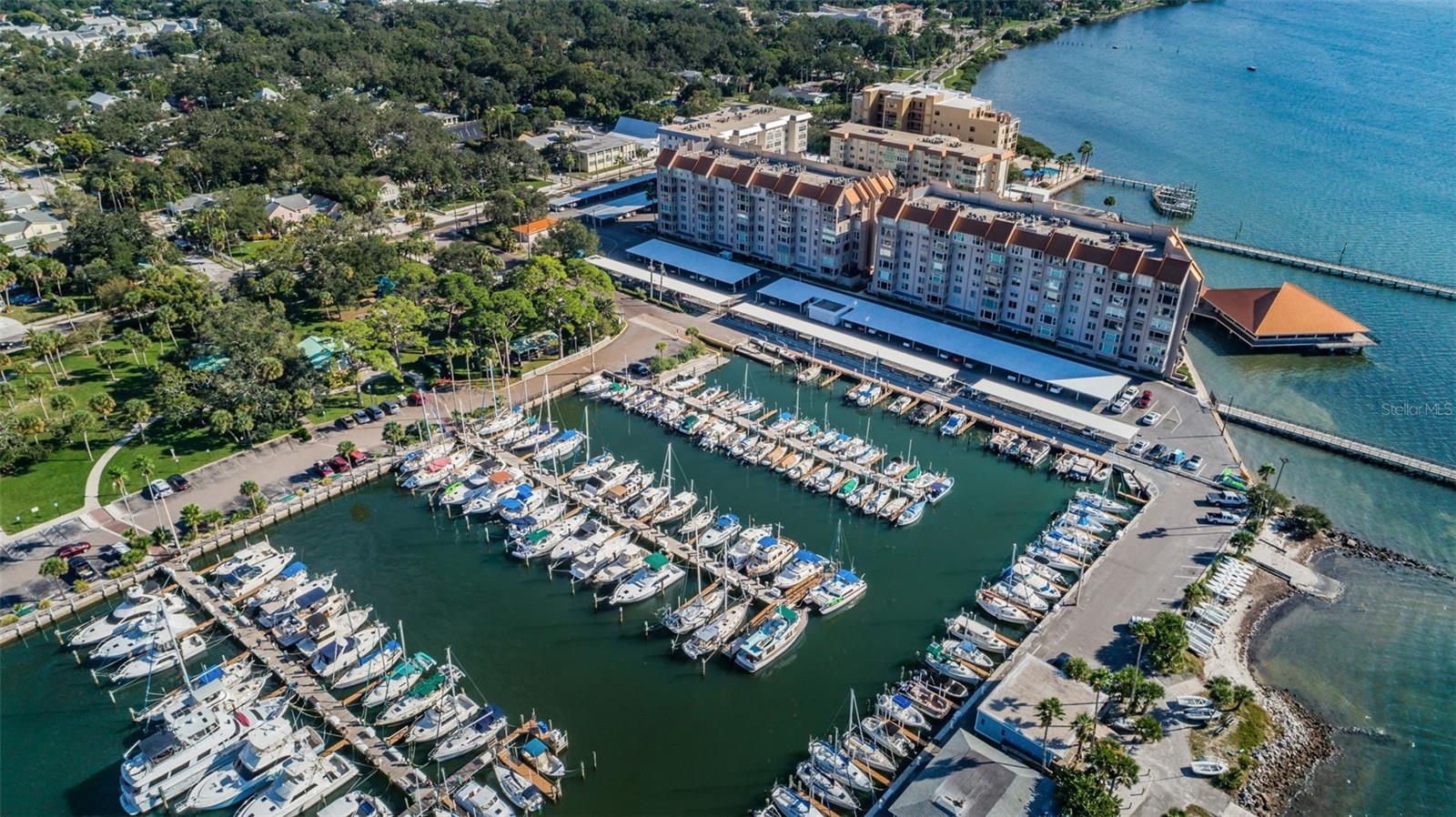 632 EDGEWATER DR #437, DUNEDIN, FL, 34698