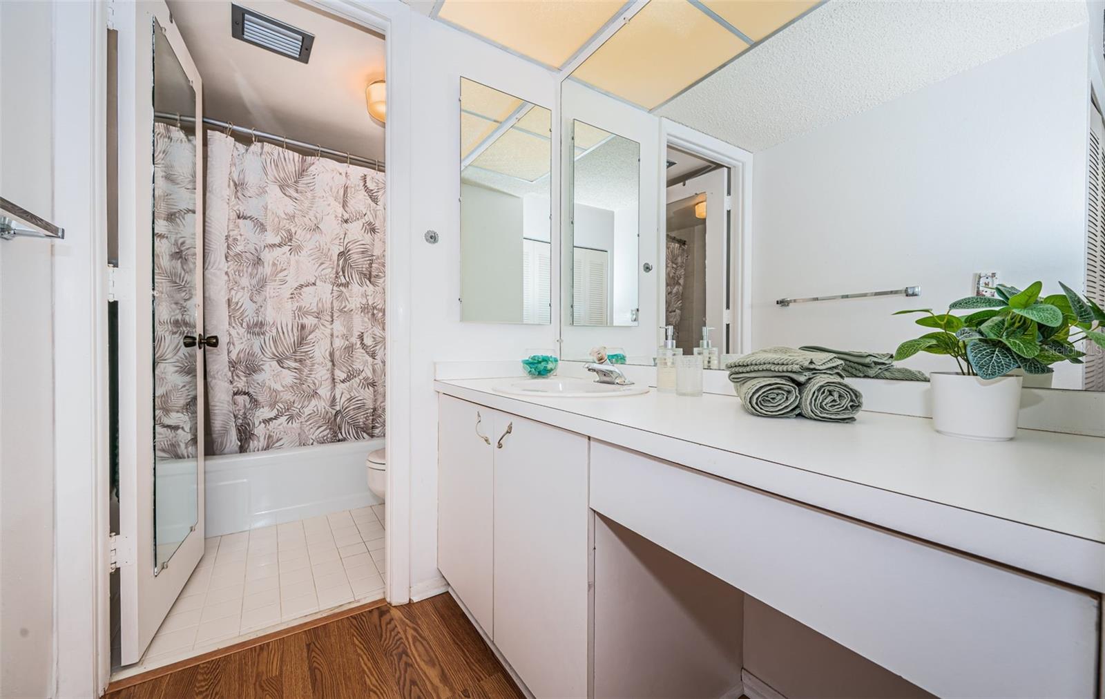 632 EDGEWATER DR #437, DUNEDIN, FL, 34698