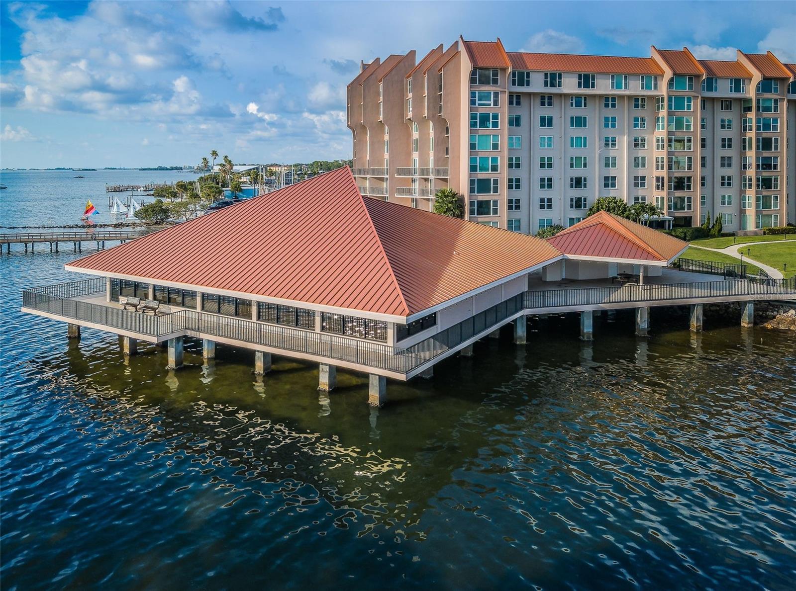 632 EDGEWATER DR #437, DUNEDIN, FL, 34698