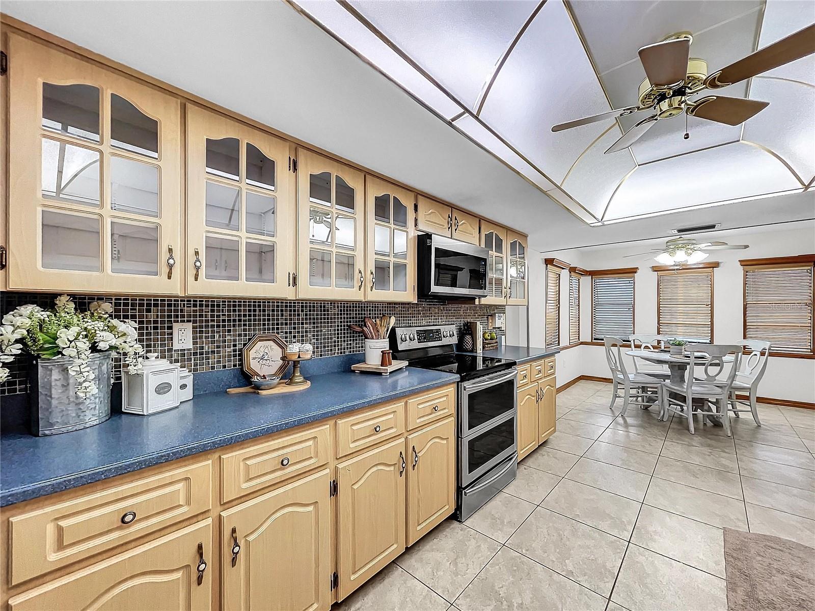 10951 LAKEVIEW DR, NEW PORT RICHEY, FL, 34654