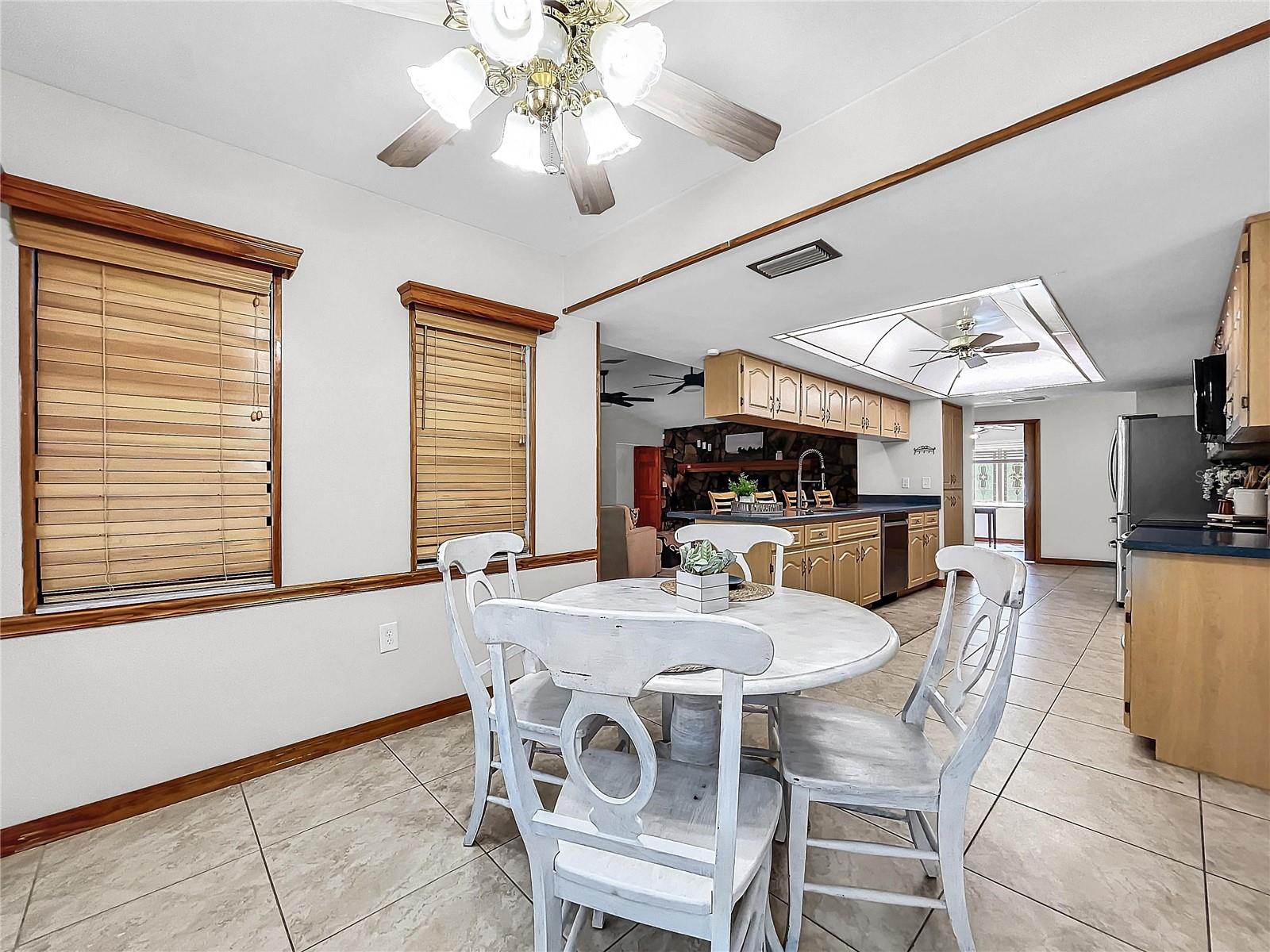 10951 LAKEVIEW DR, NEW PORT RICHEY, FL, 34654