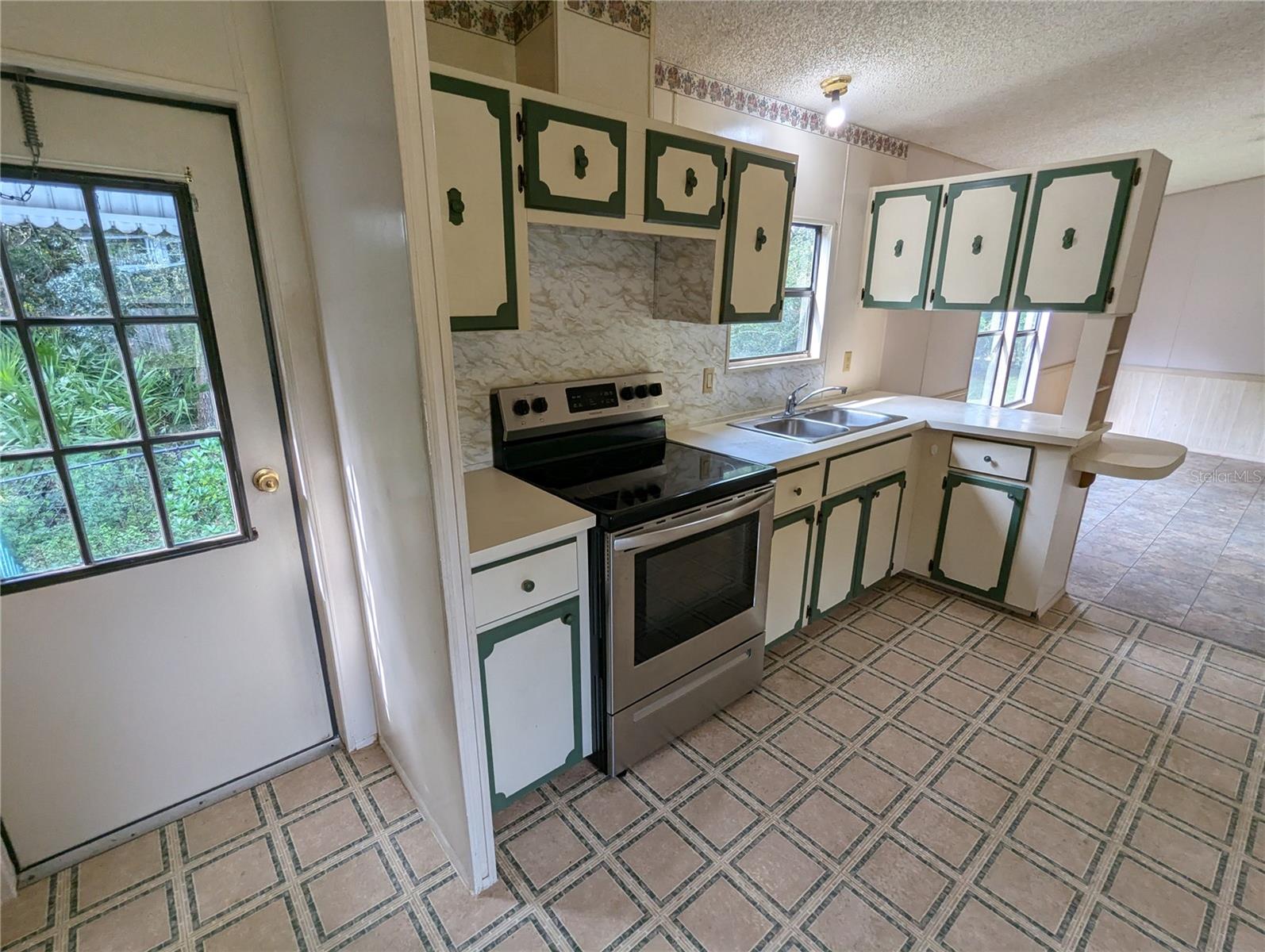 9895 SE 310TH AVE, ALTOONA, FL, 32702