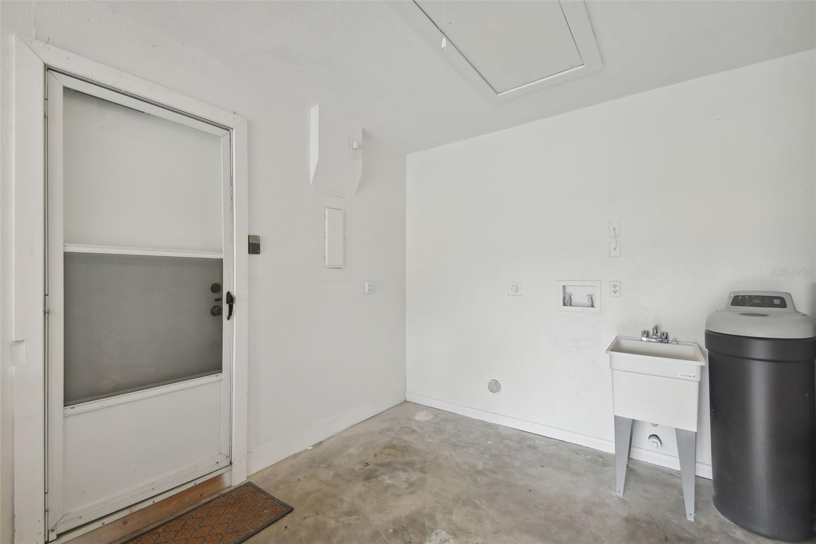 251 HIDDEN BROOK DR #102C, PALM HARBOR, FL, 34683