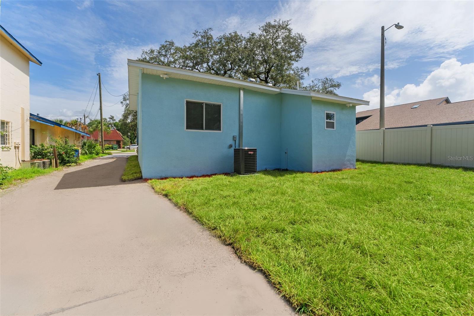 1425 GULF TO BAY BLVD, CLEARWATER, FL, 33755