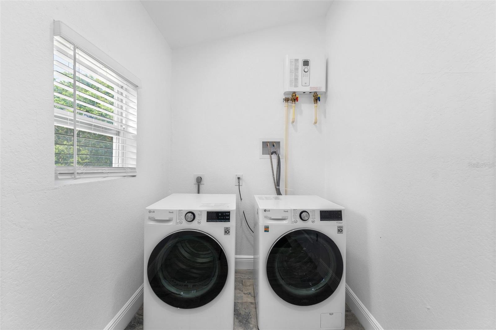 1425 GULF TO BAY BLVD, CLEARWATER, FL, 33755