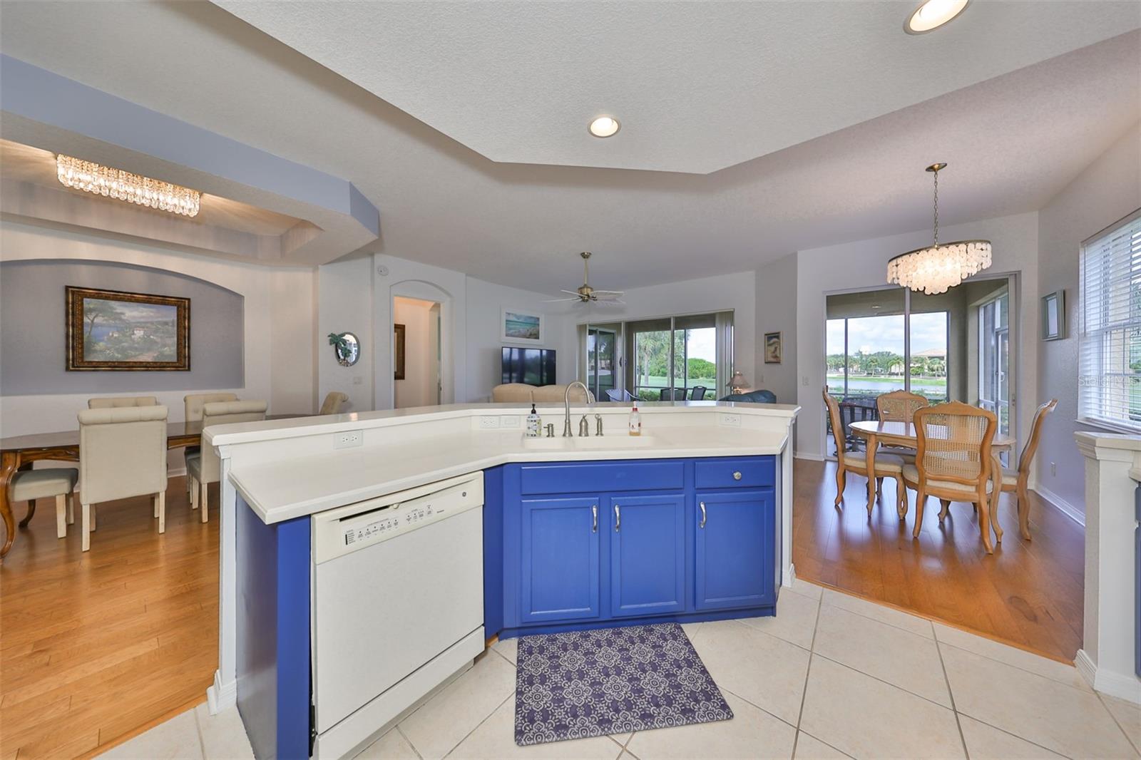 1359 EMERALD DUNES DR, SUN CITY CENTER, FL, 33573