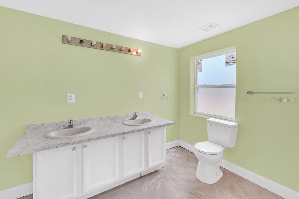 5351 E JOHNSON AVE, HAINES CITY, FL, 33844