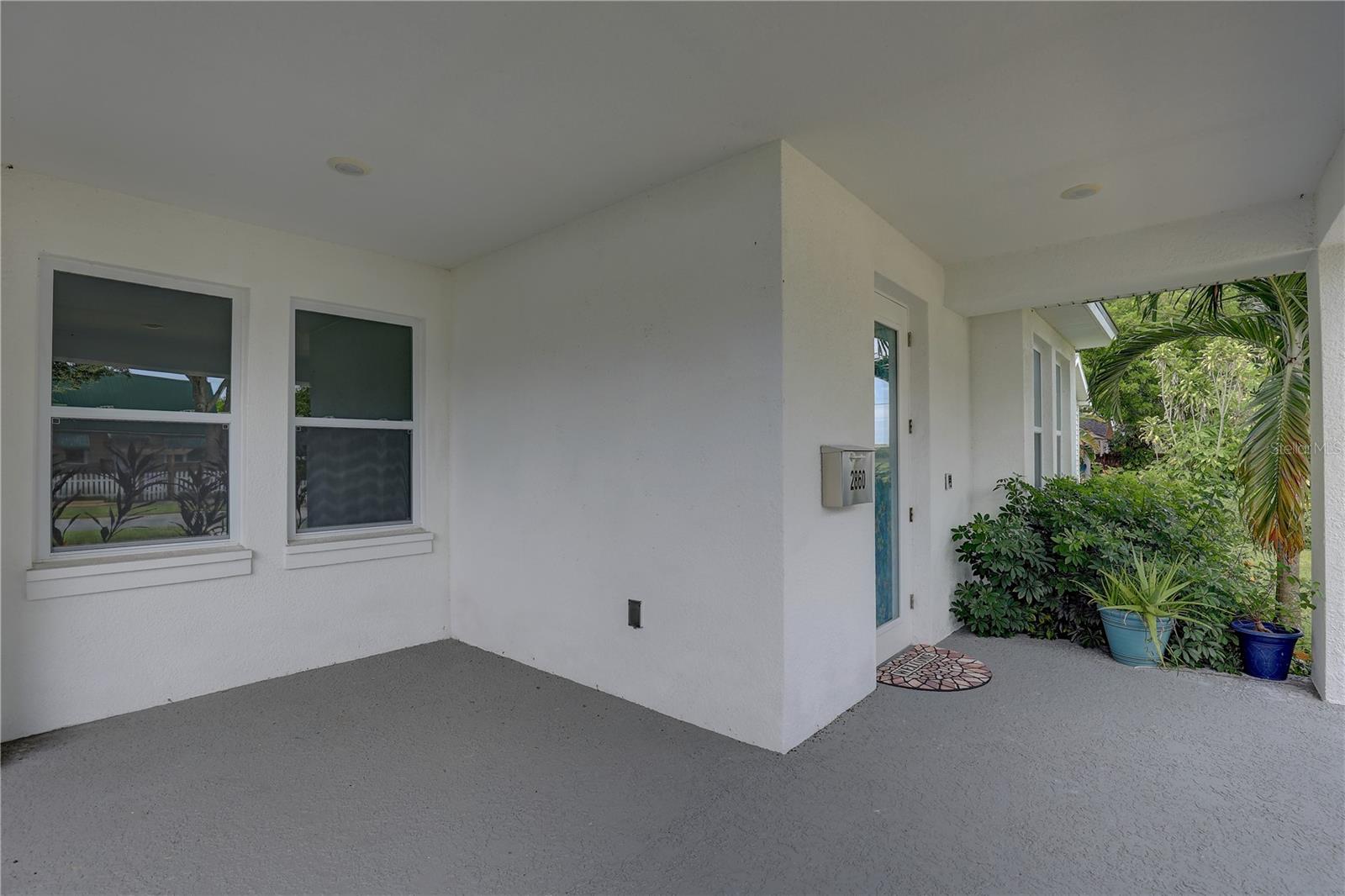 2860 14TH AVE N, ST PETERSBURG, FL, 33713
