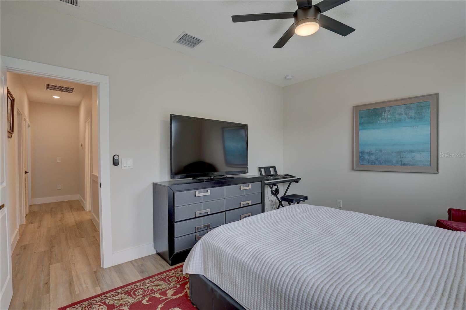 2860 14TH AVE N, ST PETERSBURG, FL, 33713