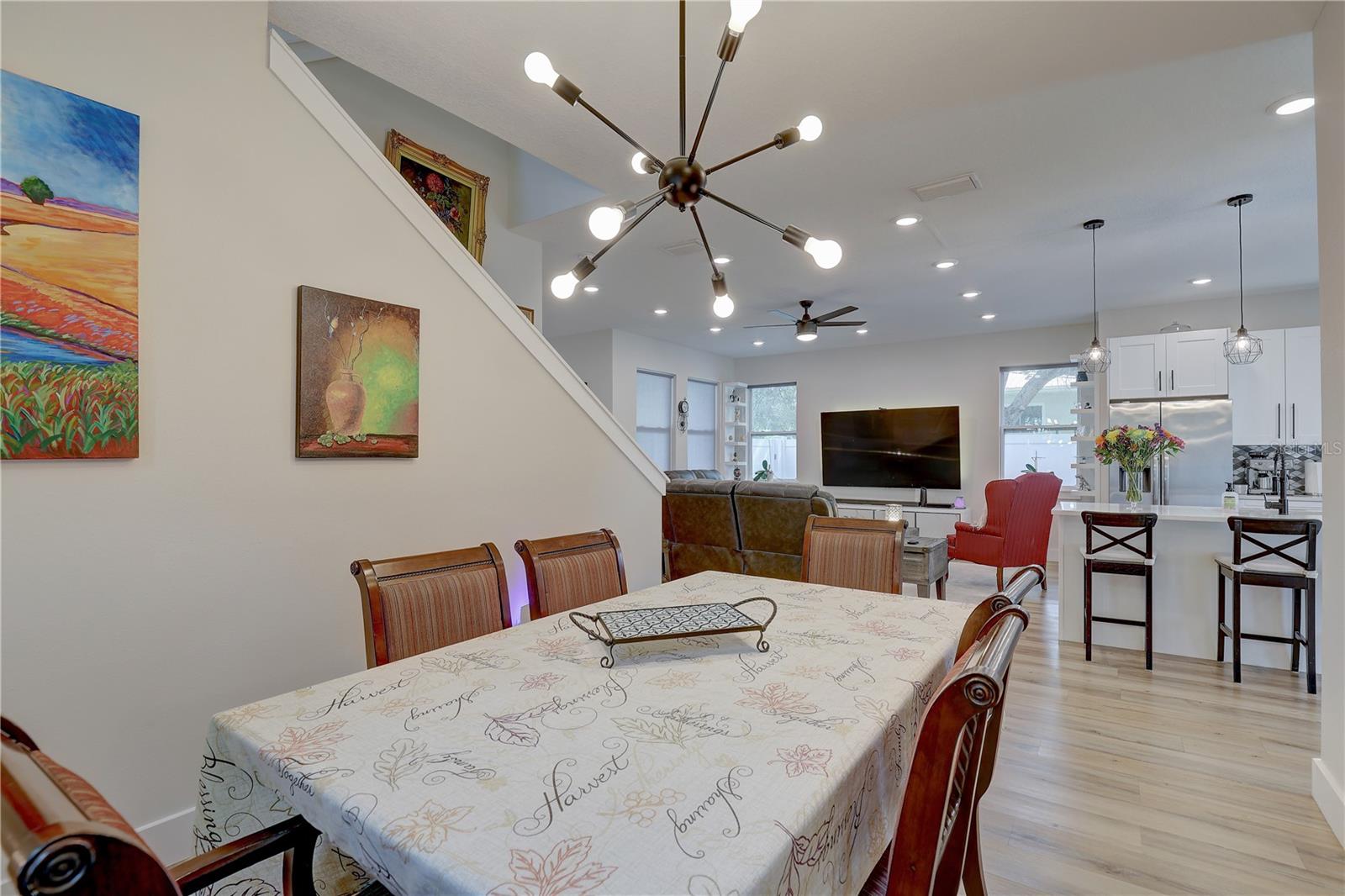 2860 14TH AVE N, ST PETERSBURG, FL, 33713