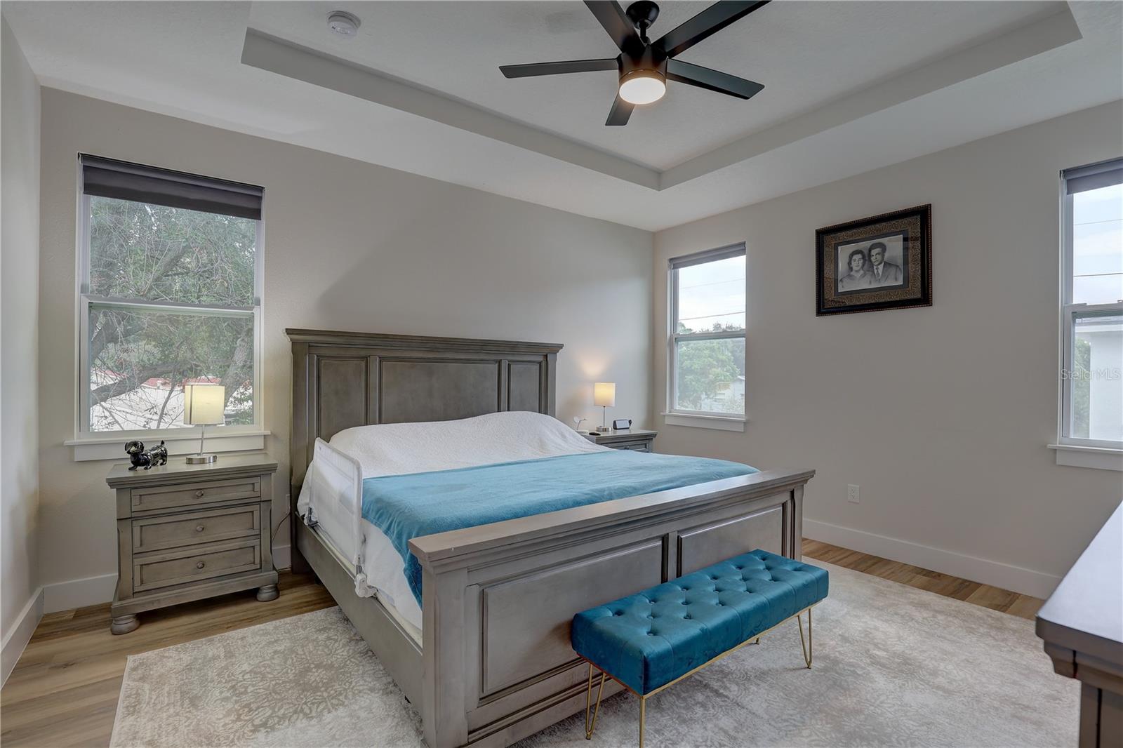2860 14TH AVE N, ST PETERSBURG, FL, 33713