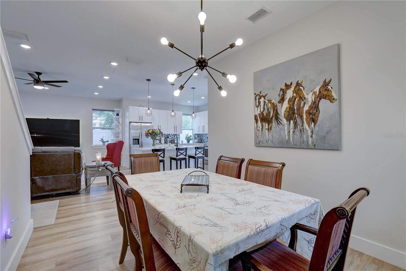 2860 14TH AVE N, ST PETERSBURG, FL, 33713