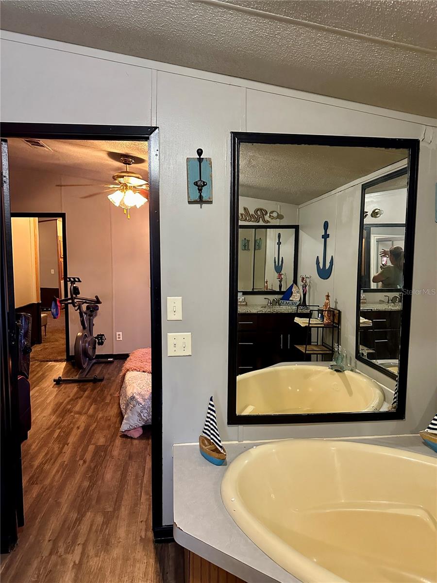 11223 SLIGH AVE, SEFFNER, FL, 33584