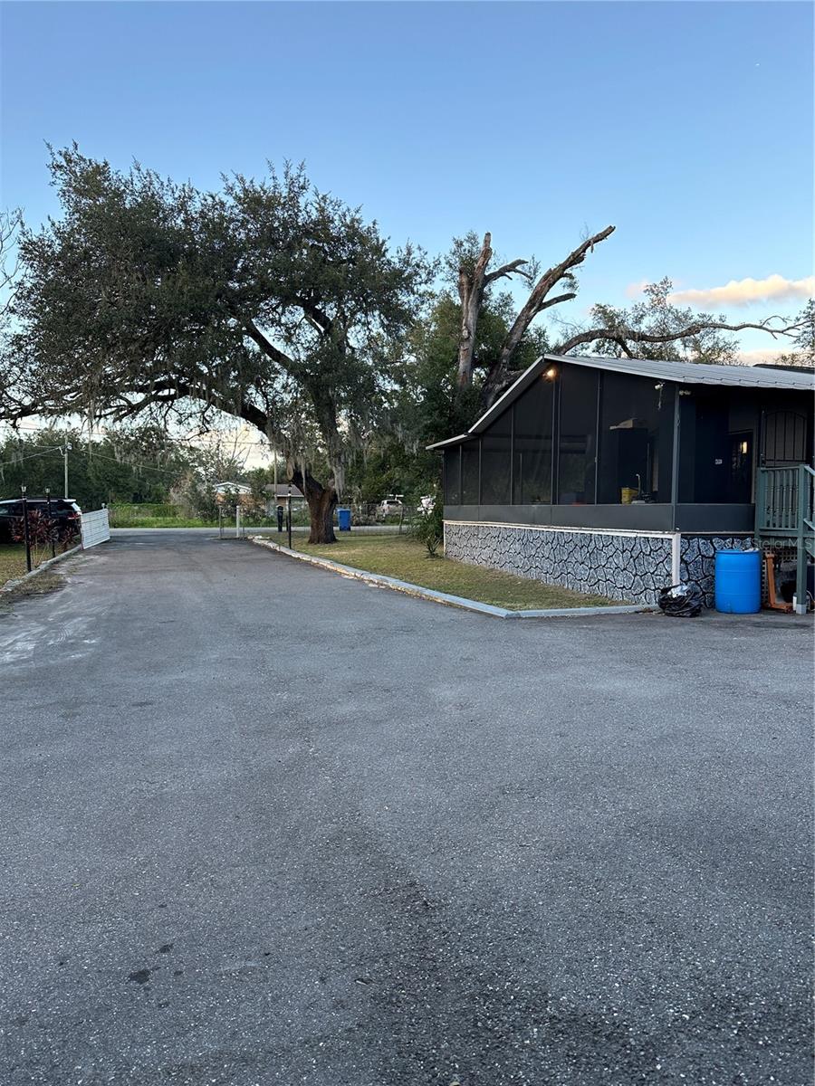 11223 SLIGH AVE, SEFFNER, FL, 33584