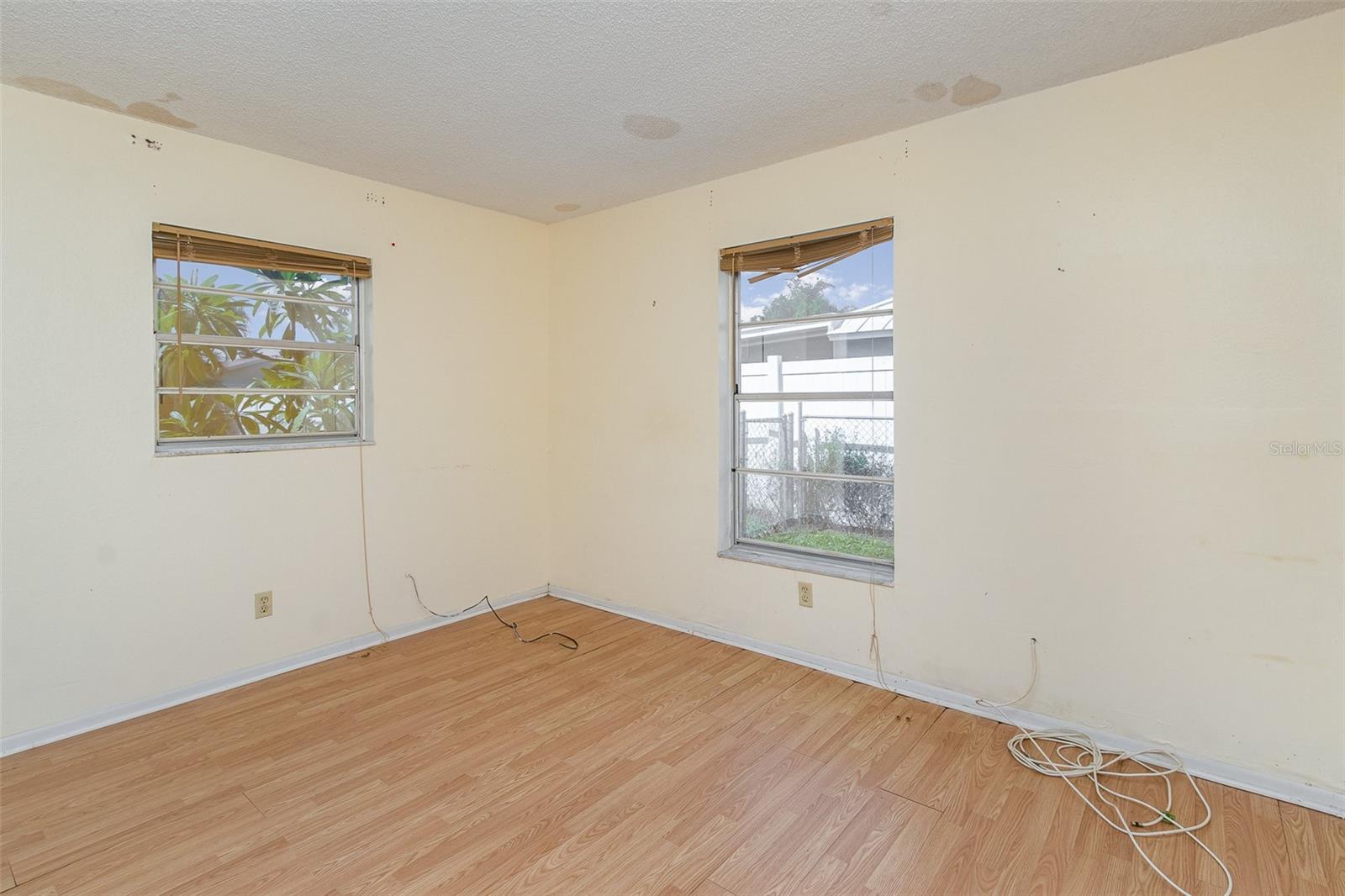 1412 SE 11TH ST, CAPE CORAL, FL, 33990