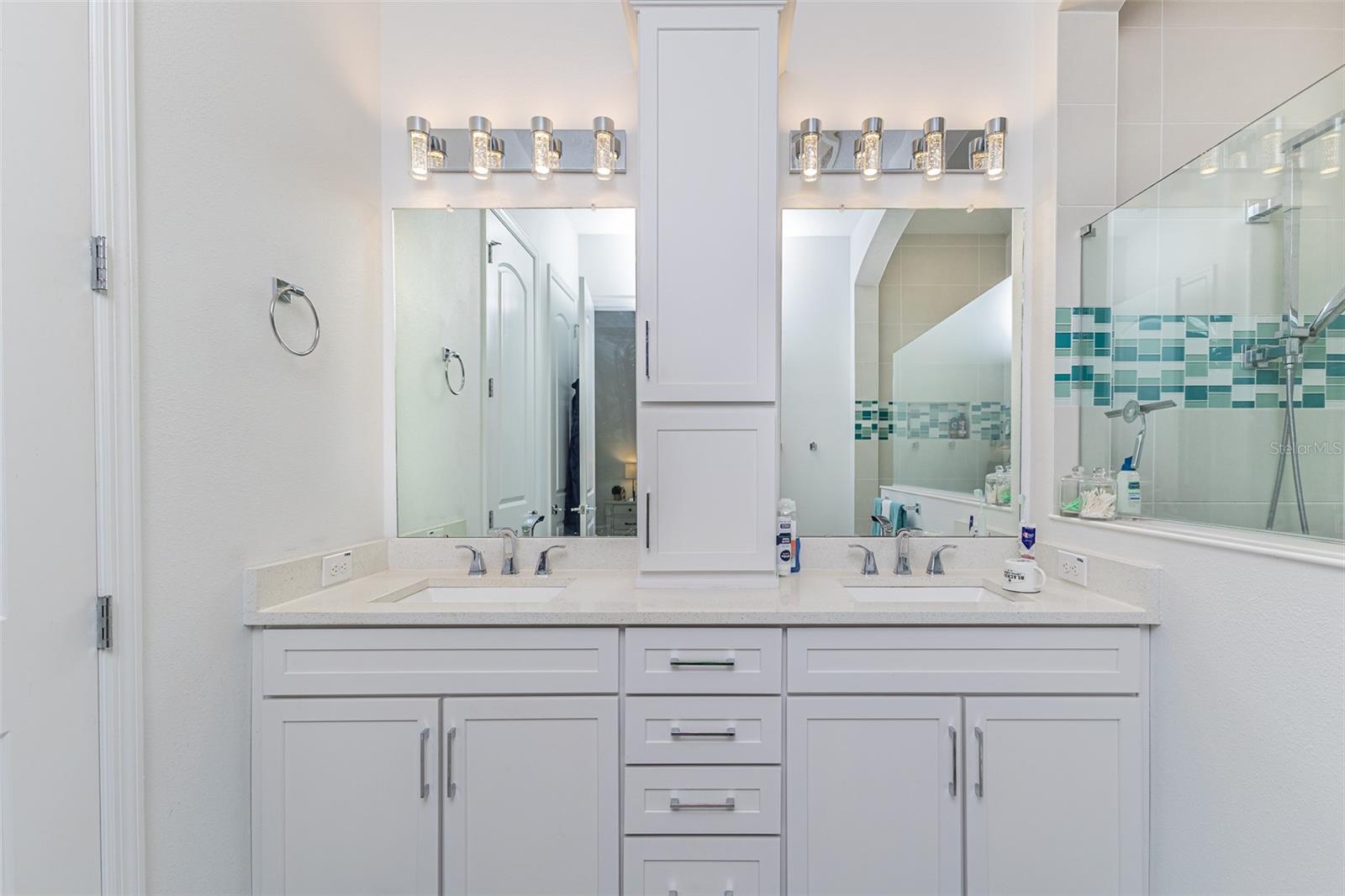 5330 SILVER SUN DR, APOLLO BEACH, FL, 33572