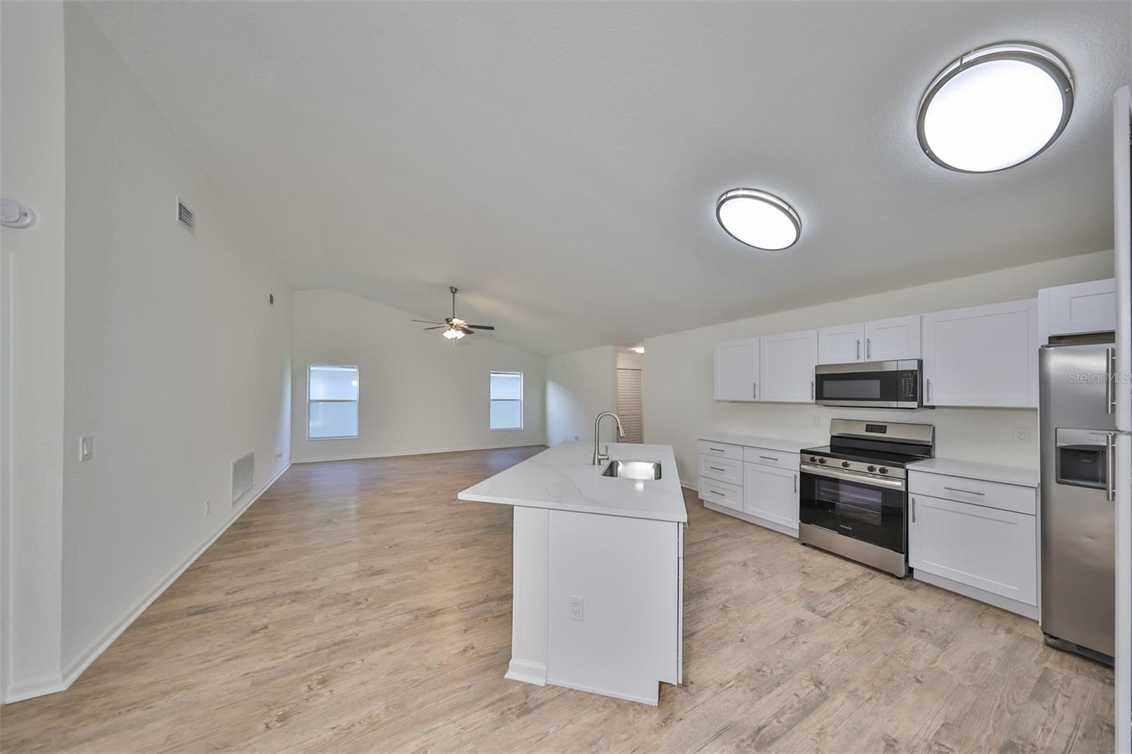 28211 TANGLEWOOD DR, WESLEY CHAPEL, FL, 33543