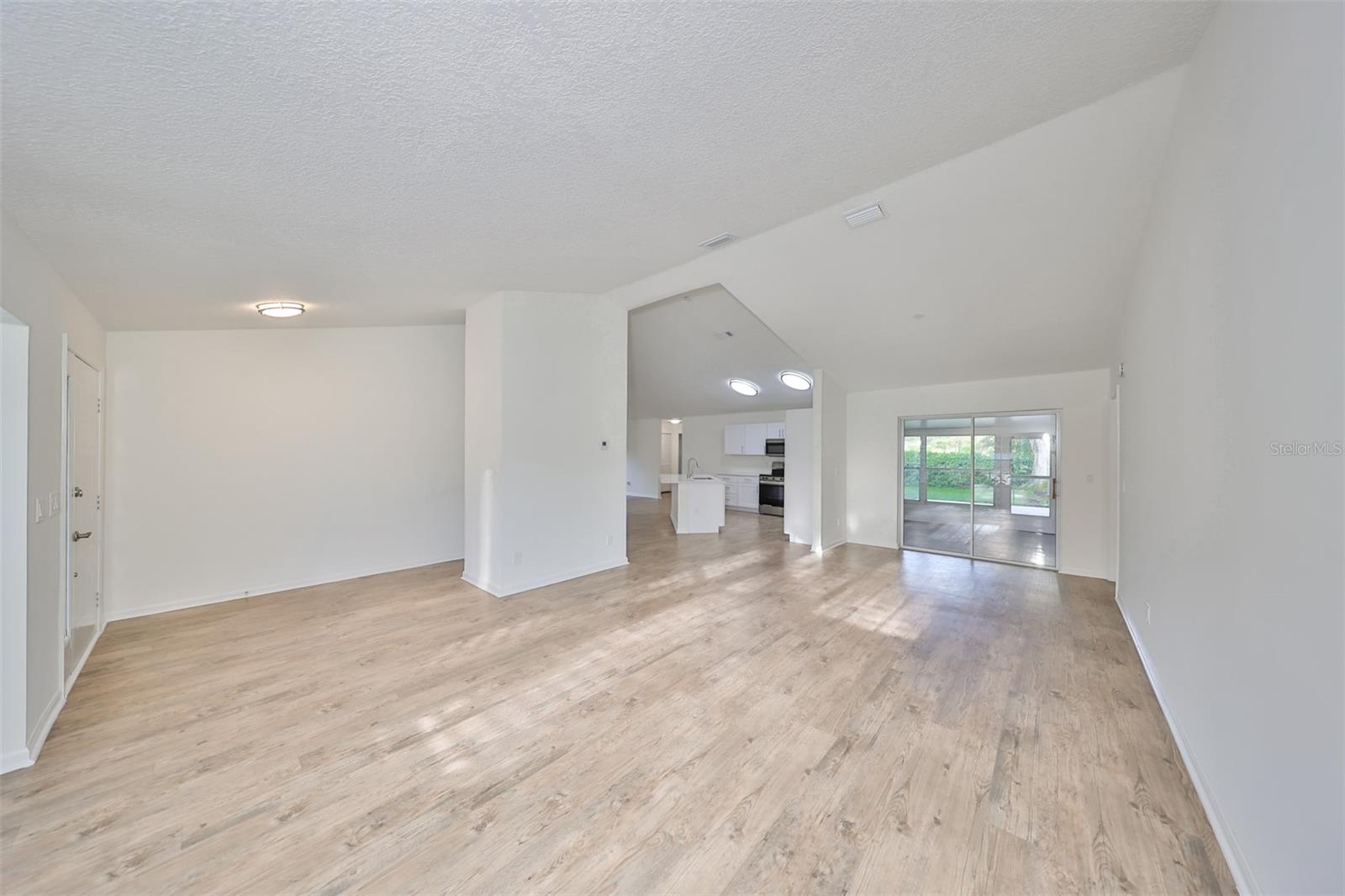 28211 TANGLEWOOD DR, WESLEY CHAPEL, FL, 33543