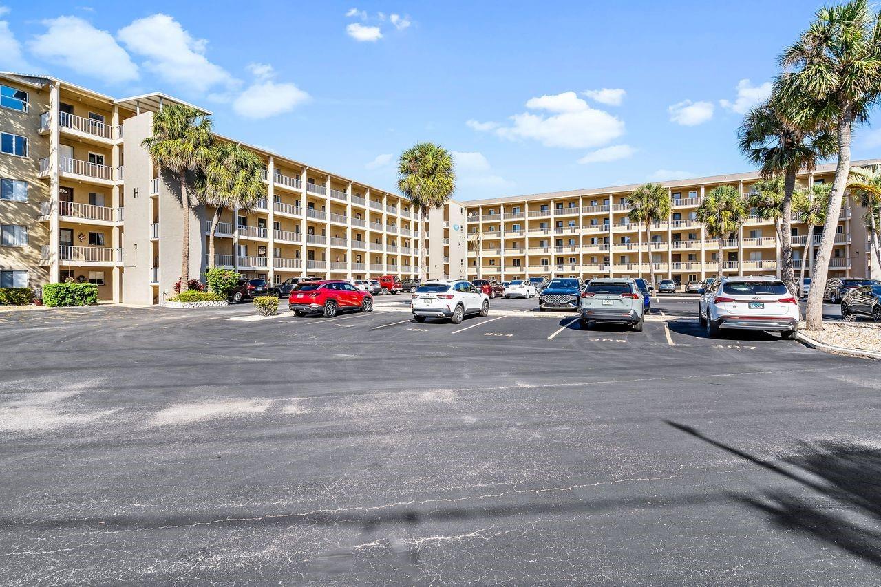 3757 LAKE BAYSHORE DR #307H, BRADENTON, FL, 34205