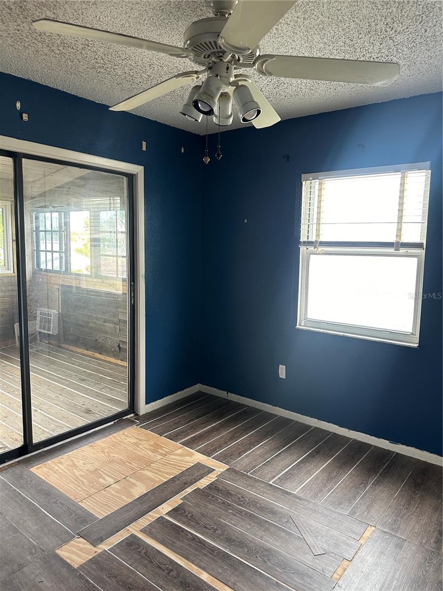 15803 GULF BLVD, REDINGTON BEACH, FL, 33708