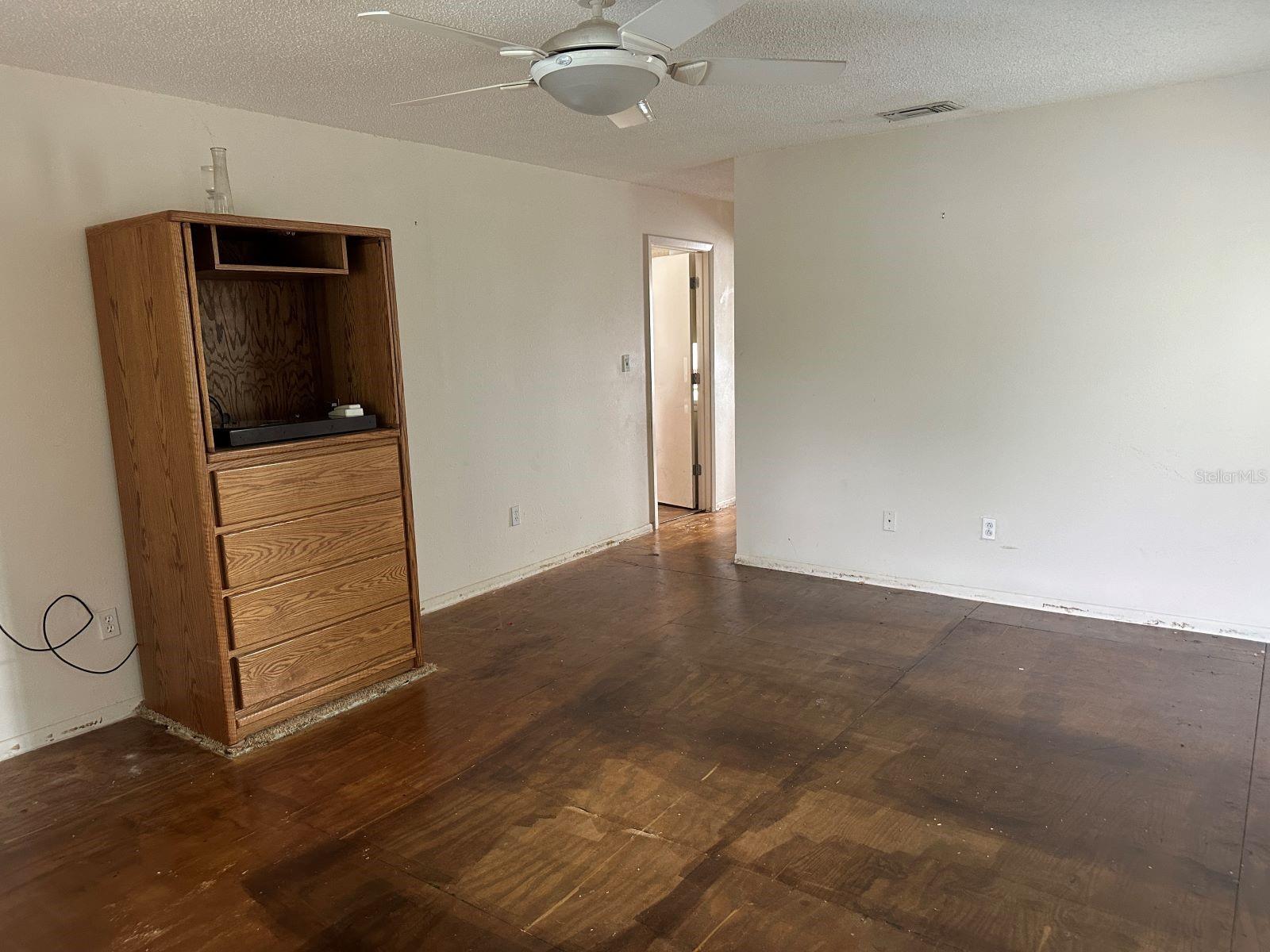 15803 GULF BLVD, REDINGTON BEACH, FL, 33708