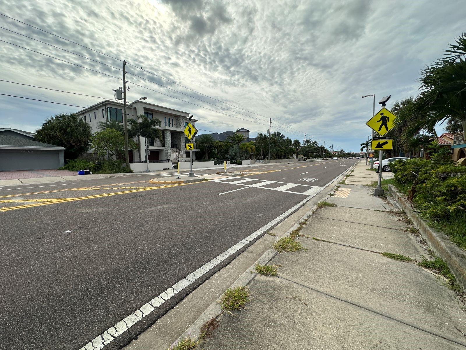 15803 GULF BLVD, REDINGTON BEACH, FL, 33708